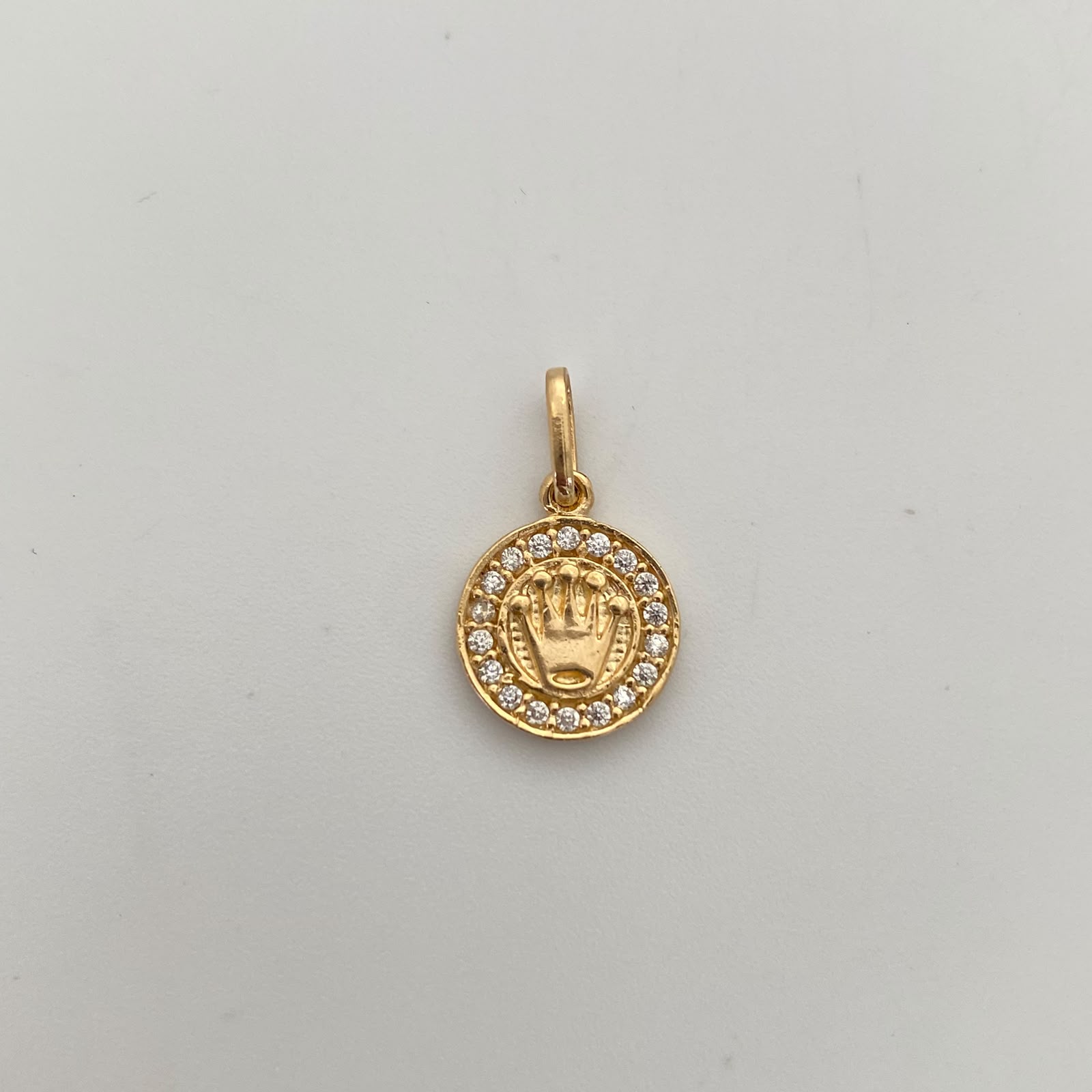 Dije Corona Rx Casting Oro amarillo 18k 1,5 Gr / 11,1 mm / 1,7 Cm
