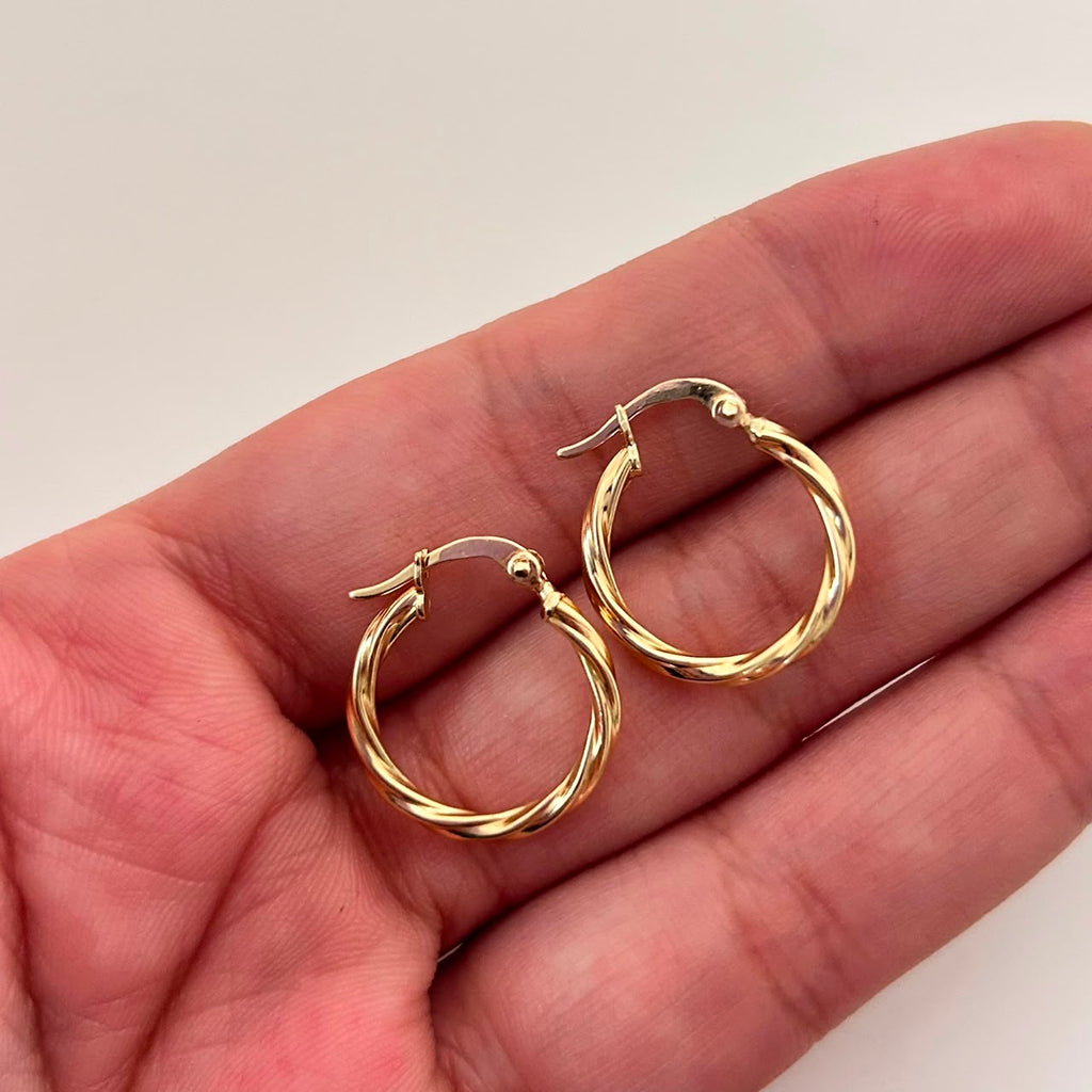 Candonga Entorchada Oro amarillo 18k 1,35 Gr / 2 Cm