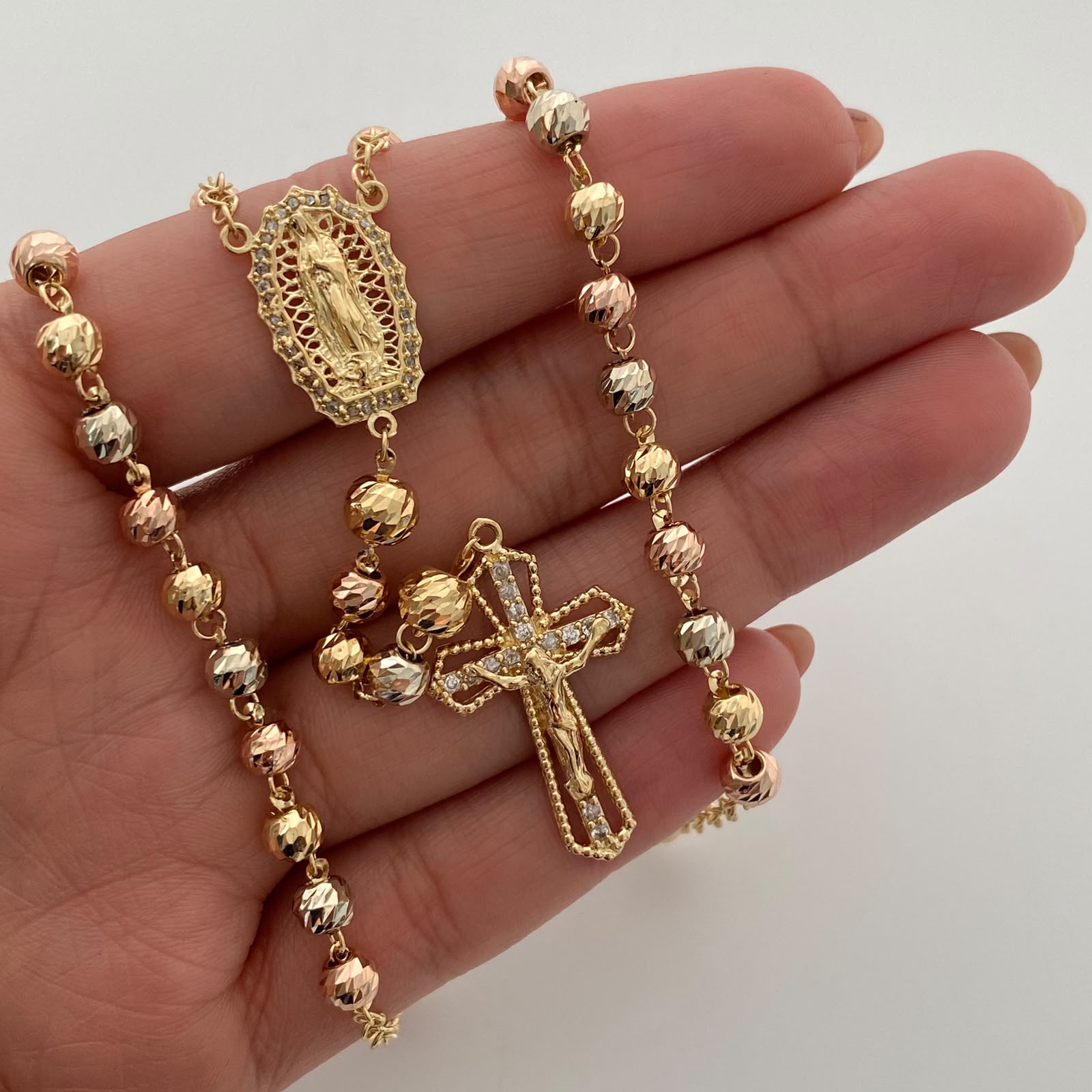 Rosario Virgen de Guadalupe Casting Tres oros 18k 15,35 Gr / 4,9 mm / 60 Cm