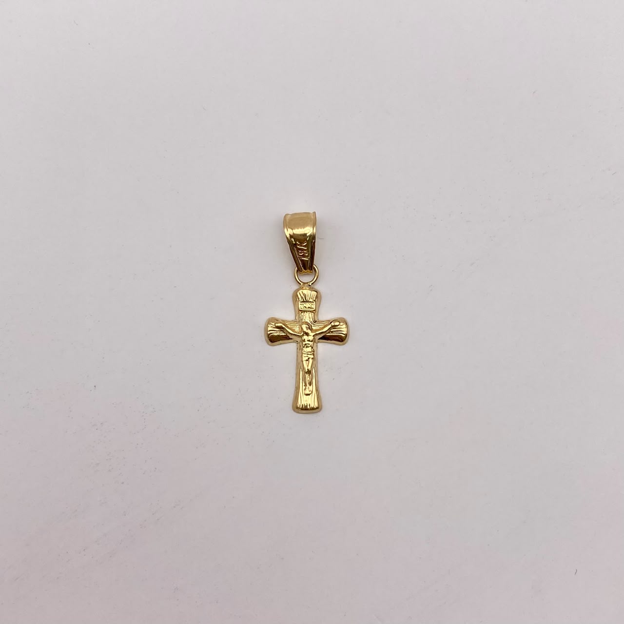Dije cruz cristo Oro amarillo 18k 0,55 Gr / 10,2 mm / 2,5 Cm