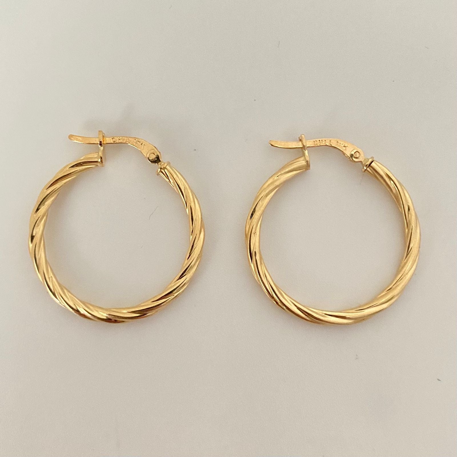 Candonga entorchada Oro amarillo 18k 1,2 Gr / 2,7 Cm