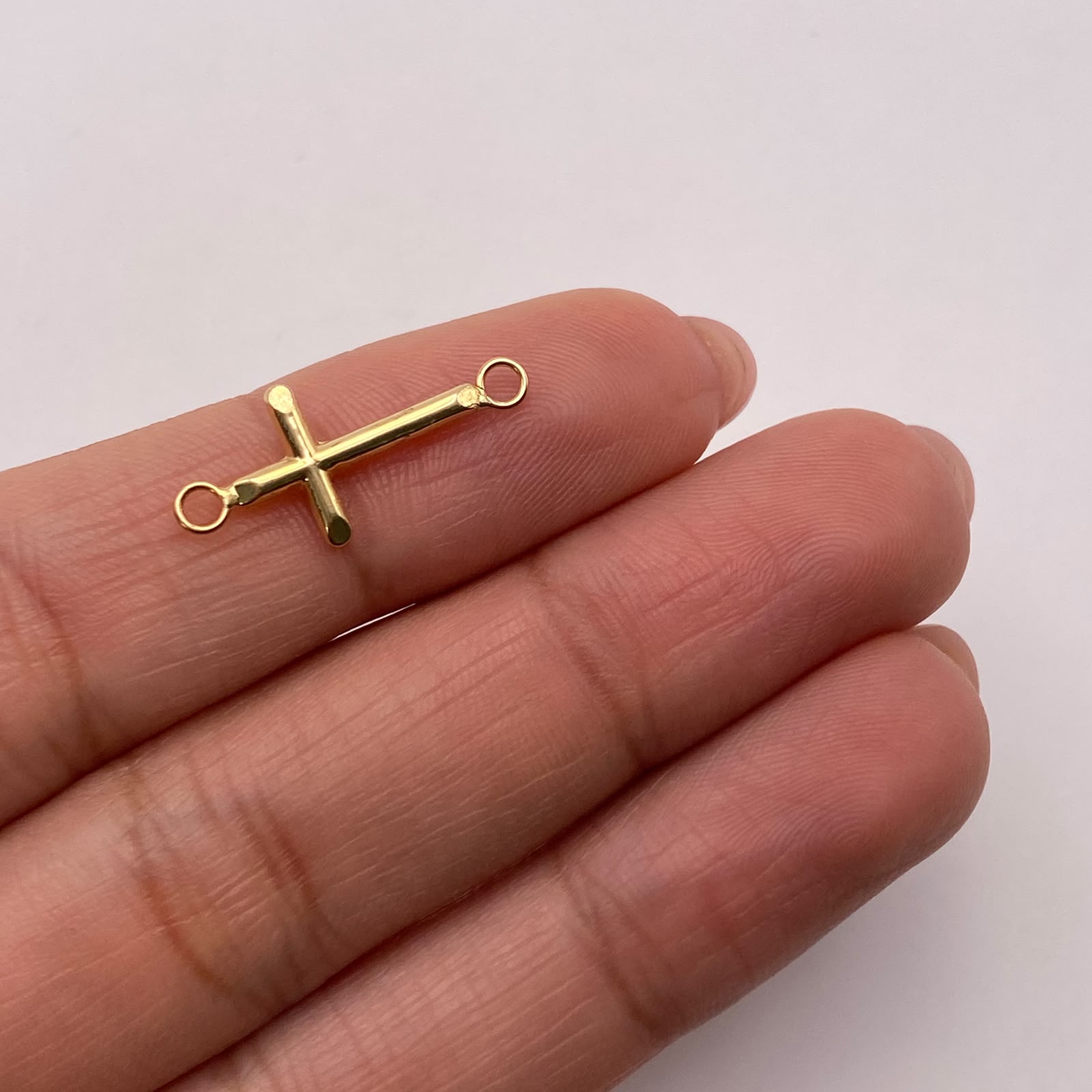 Herraje cruz lisa Oro amarillo 18k 0,32 Gr / 2 Cm