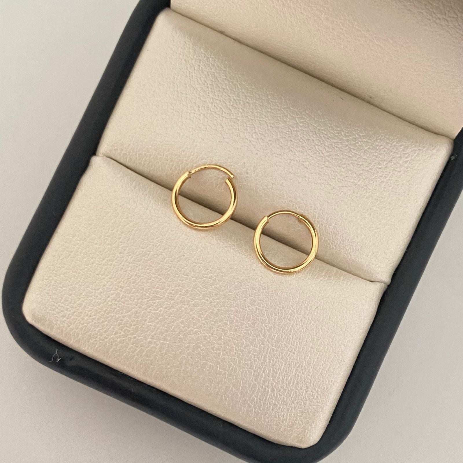 Candonga imperdible lisa Oro amarillo 18k 0,95 Gr / 2,0 Cm