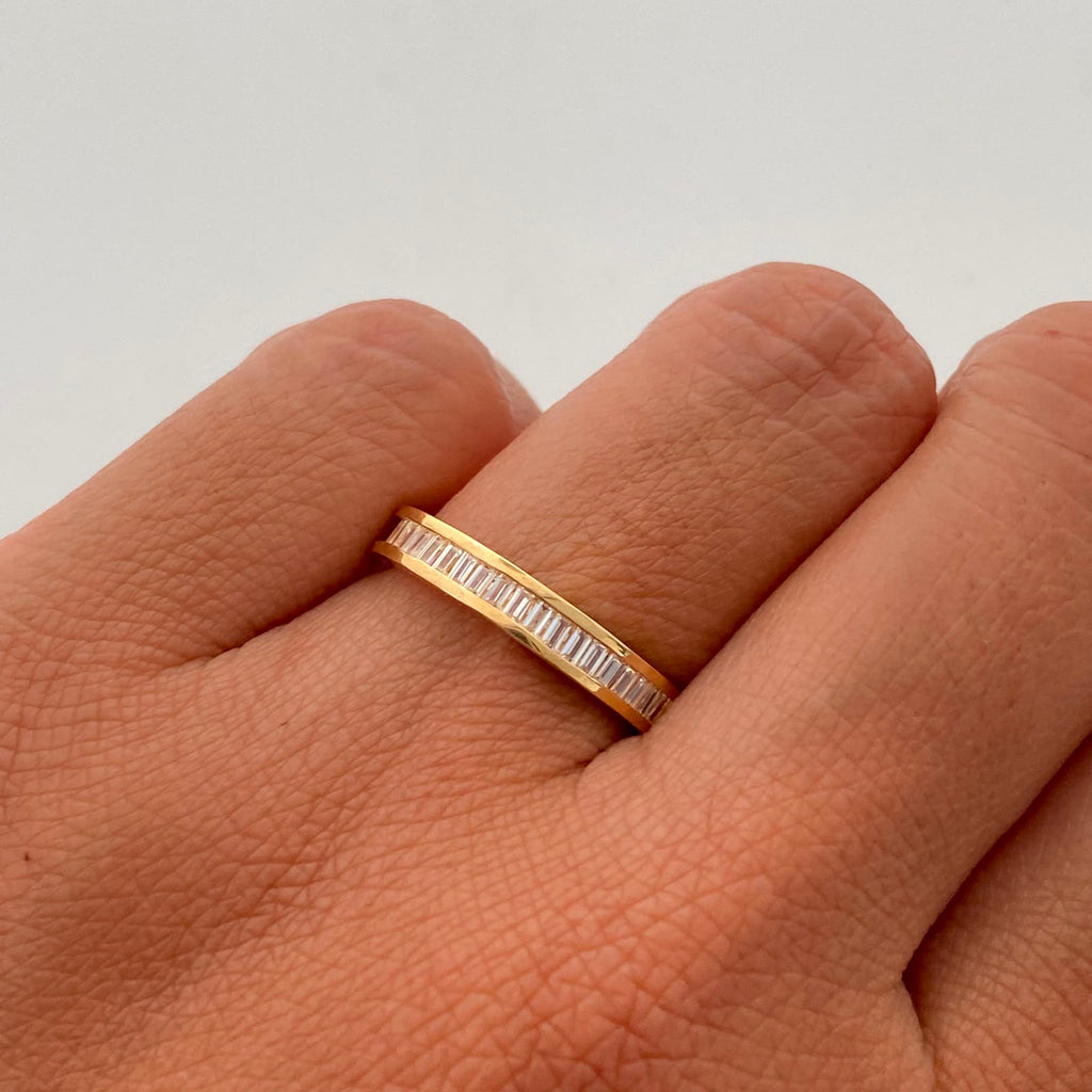 Anillo Fila Circones Oro amarillo 18k / Talla 6 / 2,35 Gr / 3,2 mm