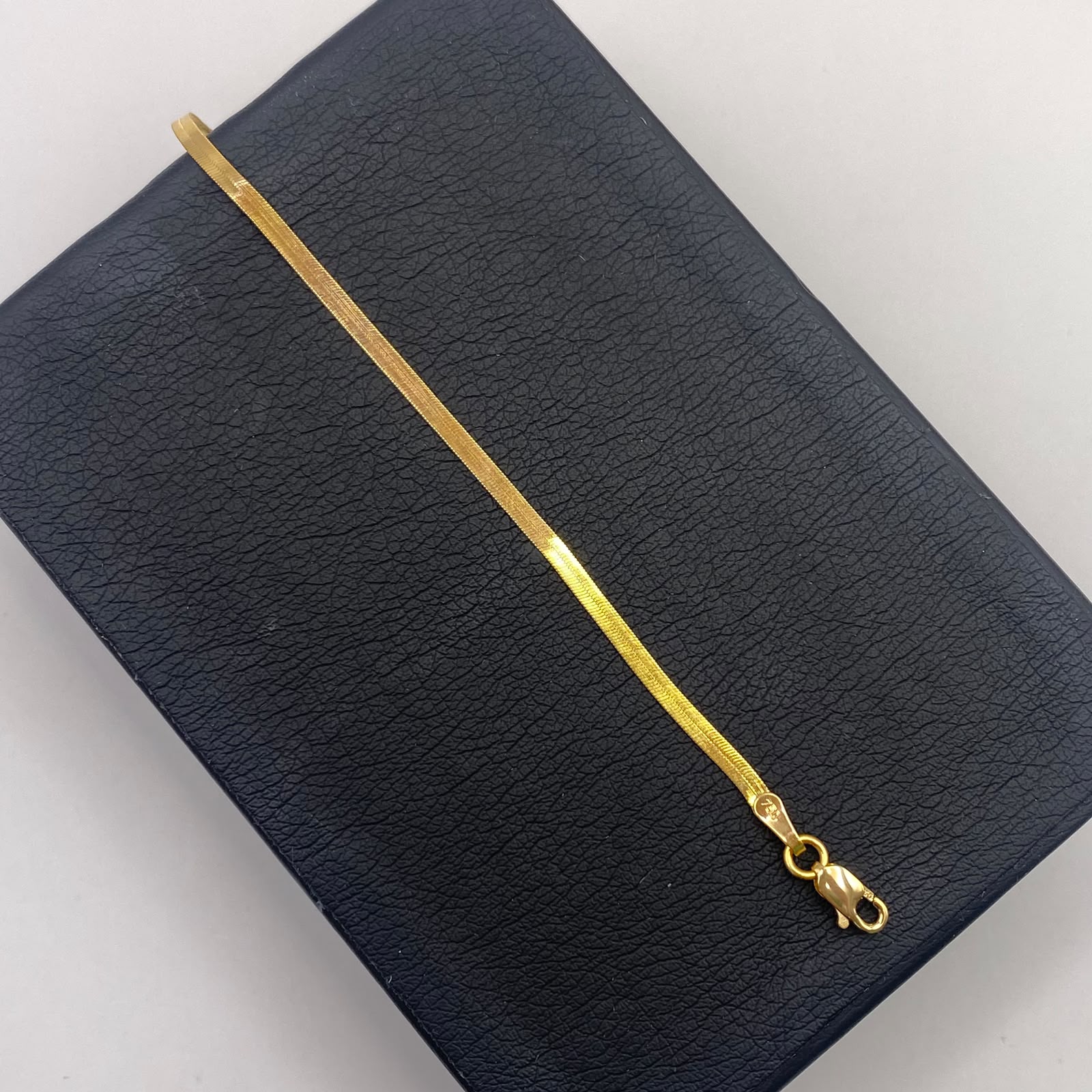 Pulso It espejo Oro amarillo 18k +2 / 2,08 Gr / 2,3 mm / 19,3 Cm