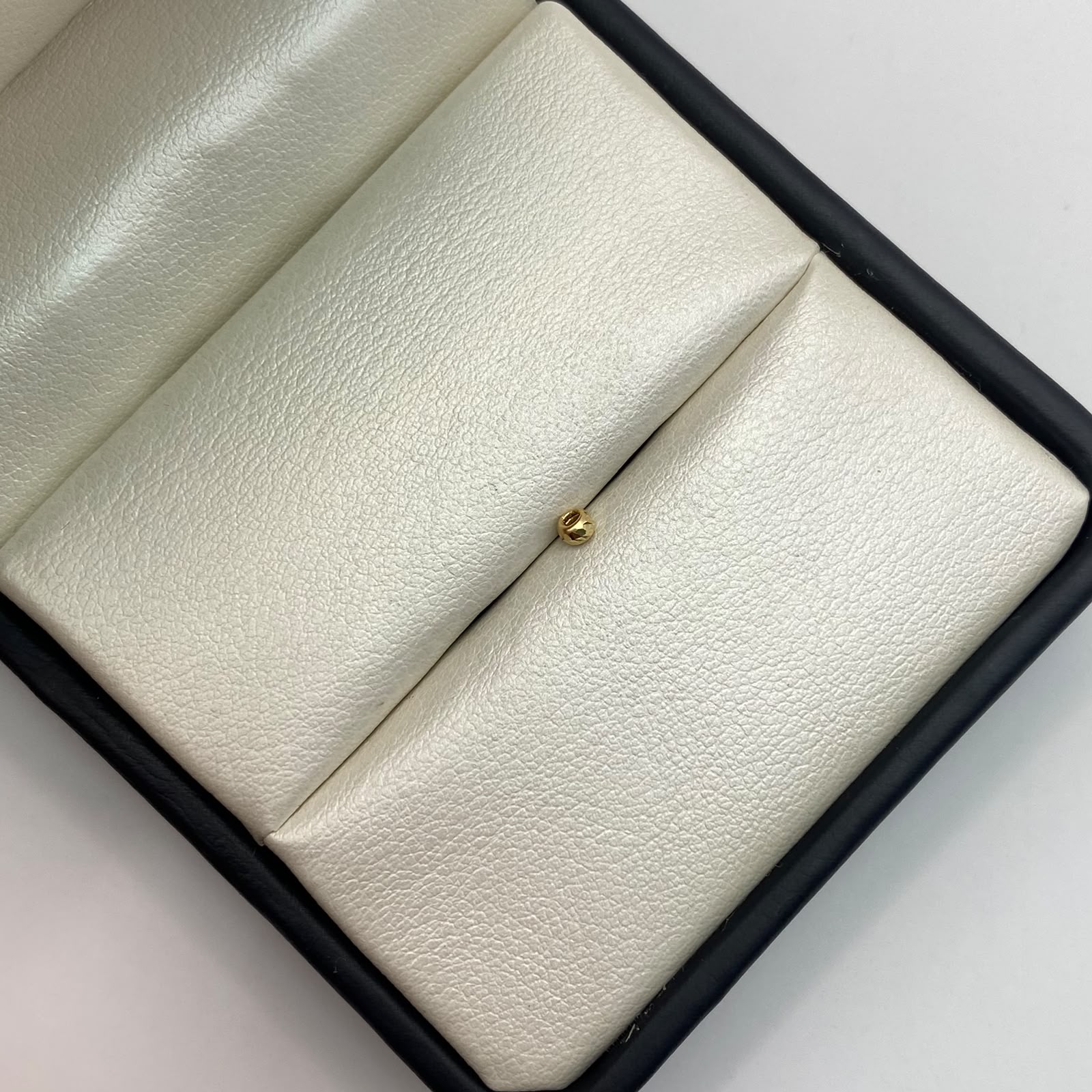 Bola Diamantada 3mm Oro amarillo 18k 0,5 Gr