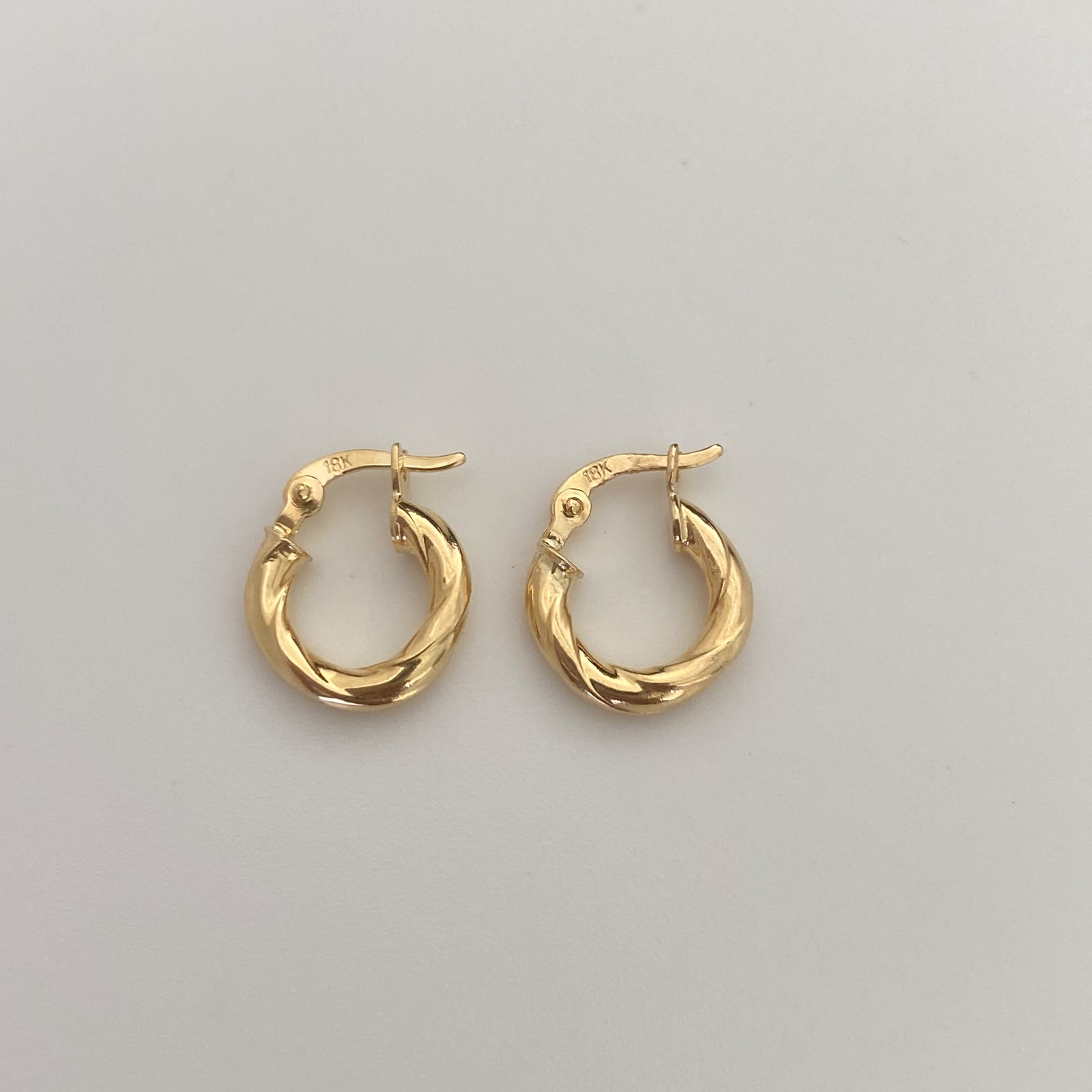 Candonga Entorchada Oro amarillo 18k 1,25 Gr / 1,4 Cm