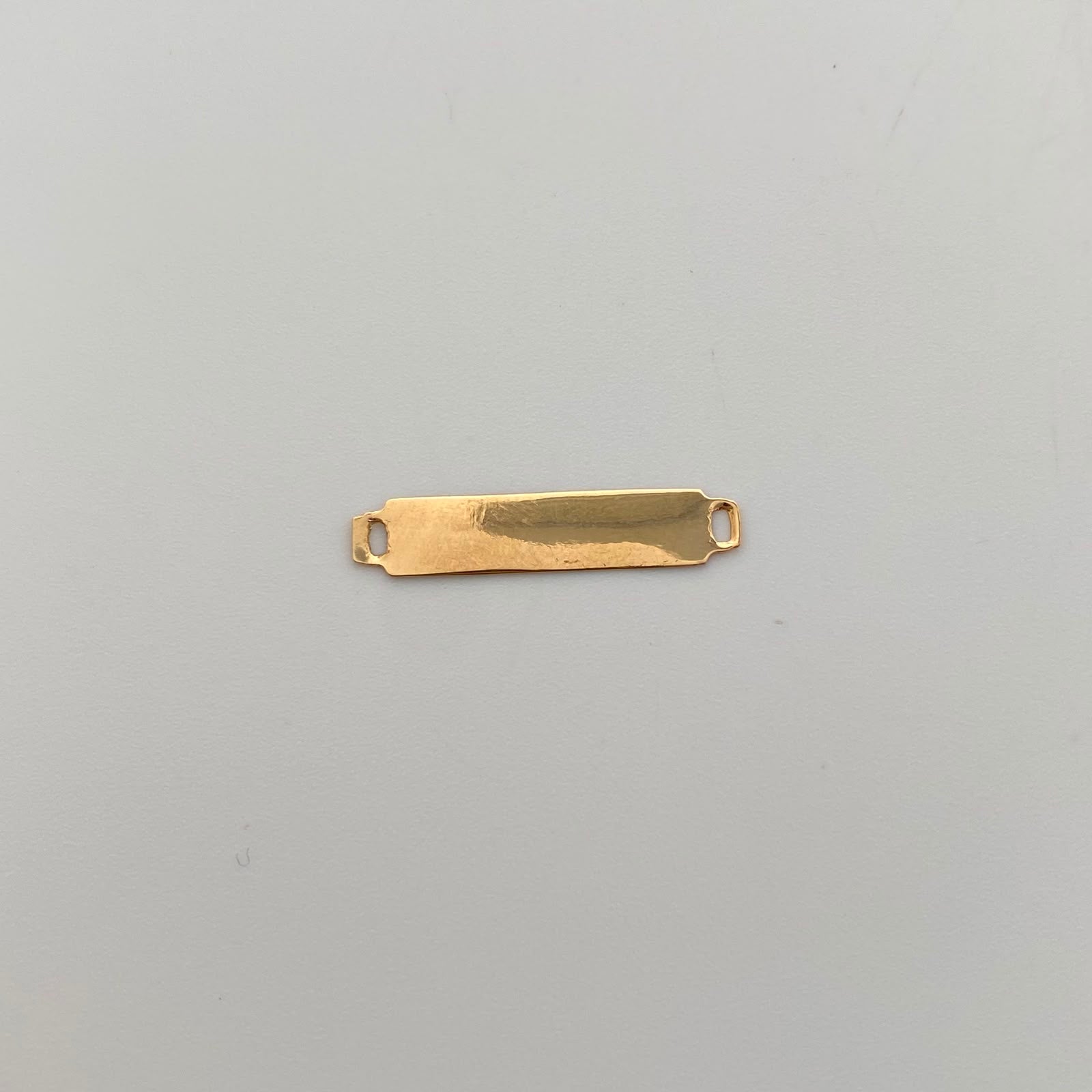 Herraje Placa Rectangular Oro amarillo 18k 0,35 Gr / 2,5 Cm