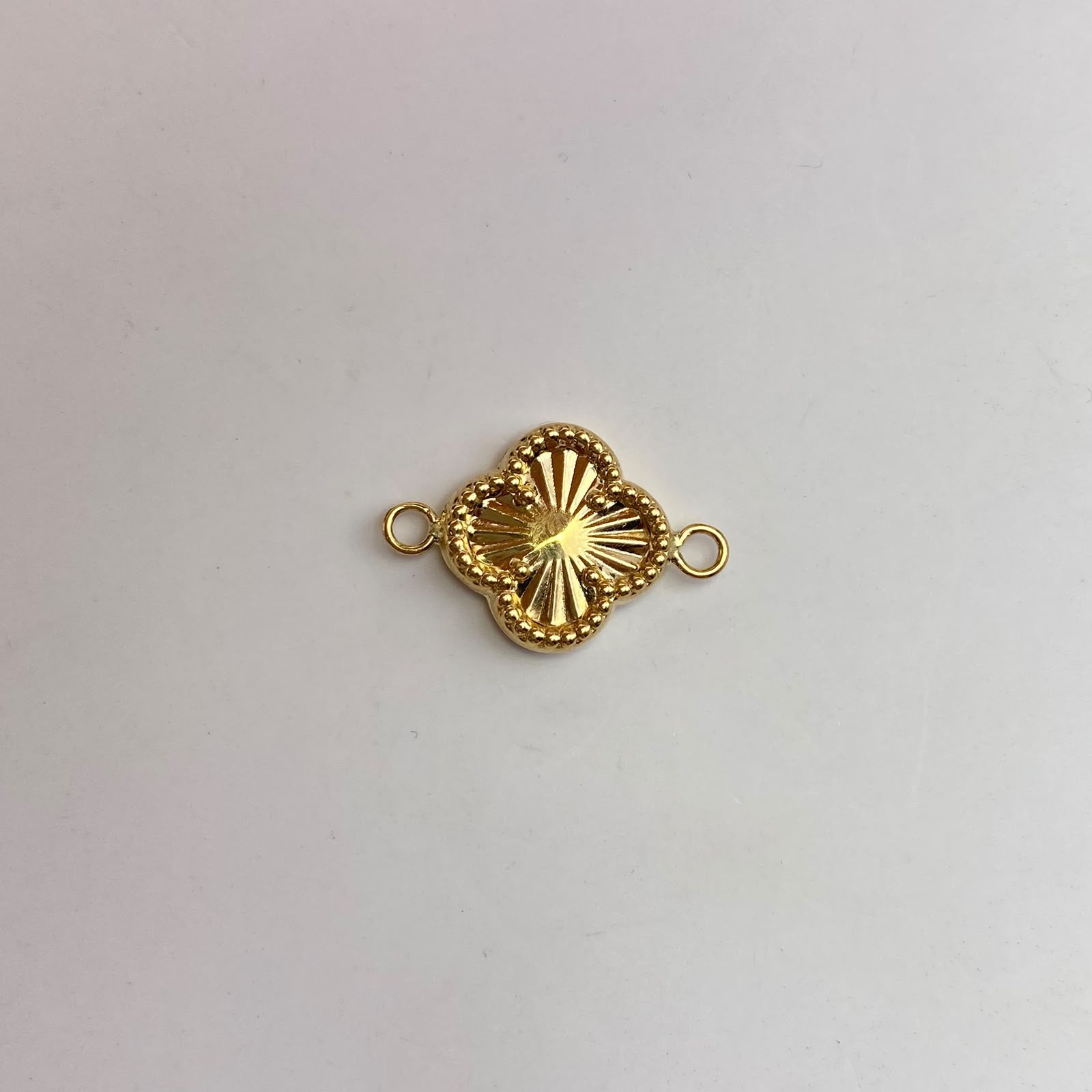 Herraje trebol diamantado Oro amarillo 18k 0,85 Gr / 2 Cm