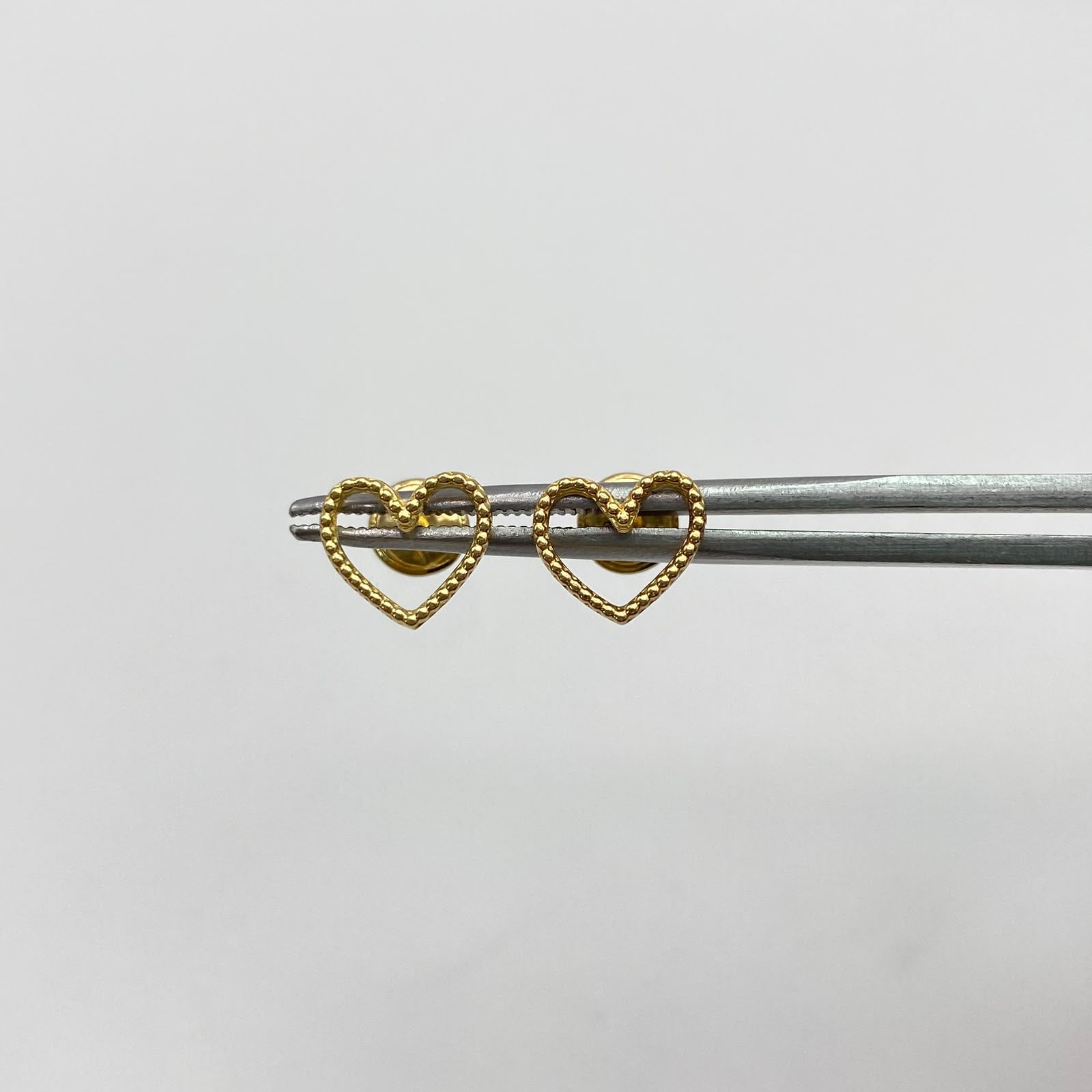 Topos Corazon silueta Oro amarillo 18k 0,85 Gr / 9,1 mm
