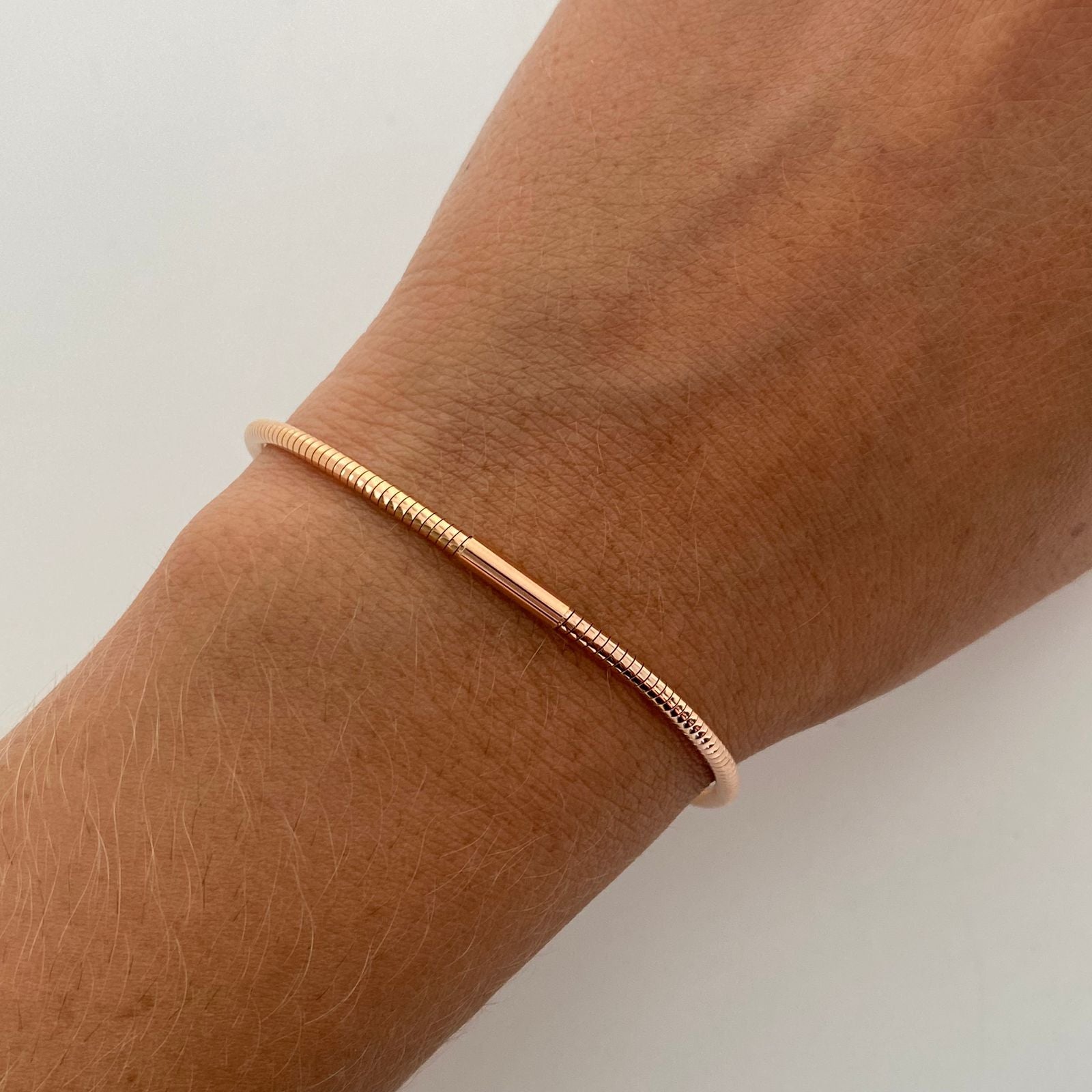 Aro It Enresortado Oro rosa 18k +4 / 1,95 Gr / 2,3 mm