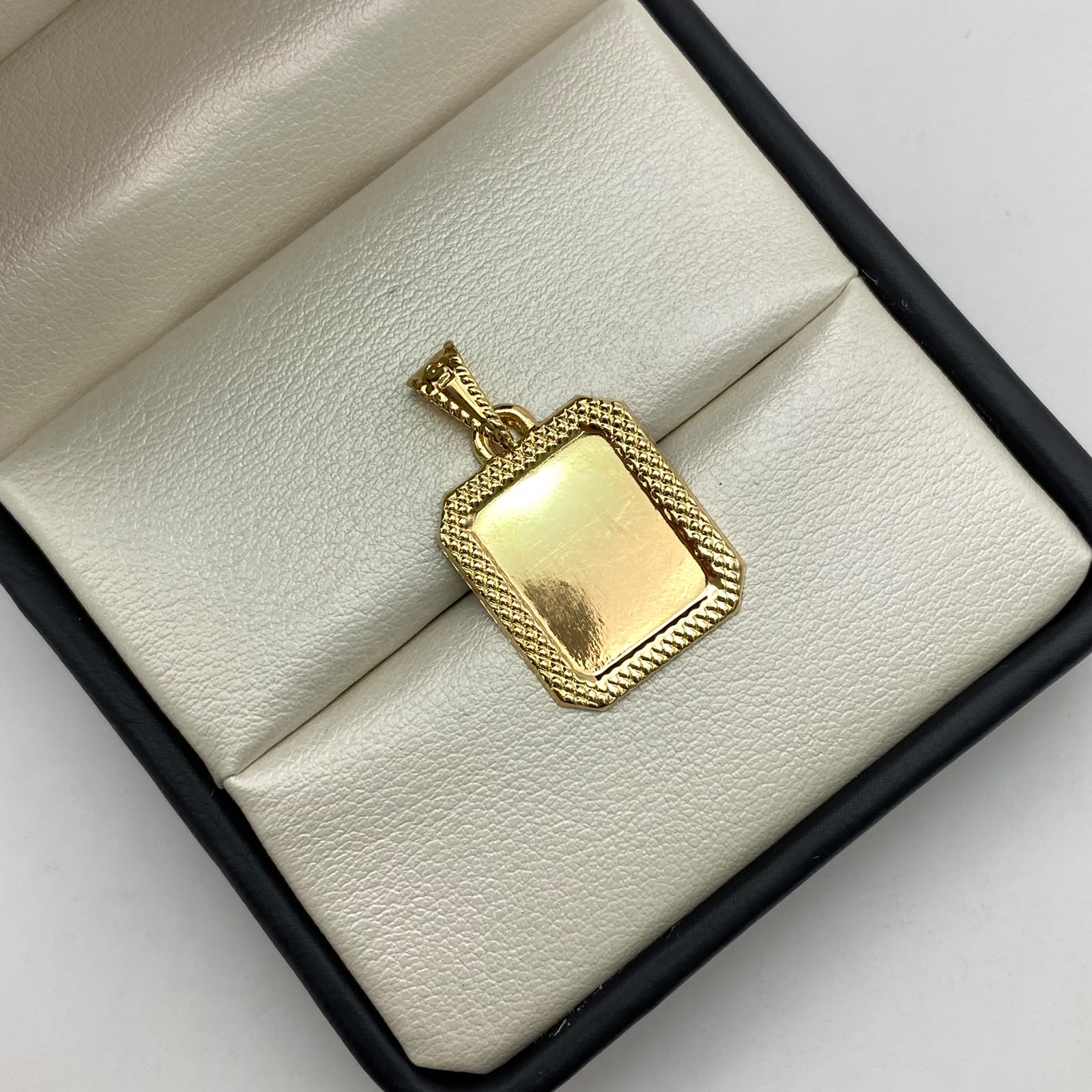 Dije placa fotograbado marco diamantado Oro amarillo 2 Gr / 3,6 Cm