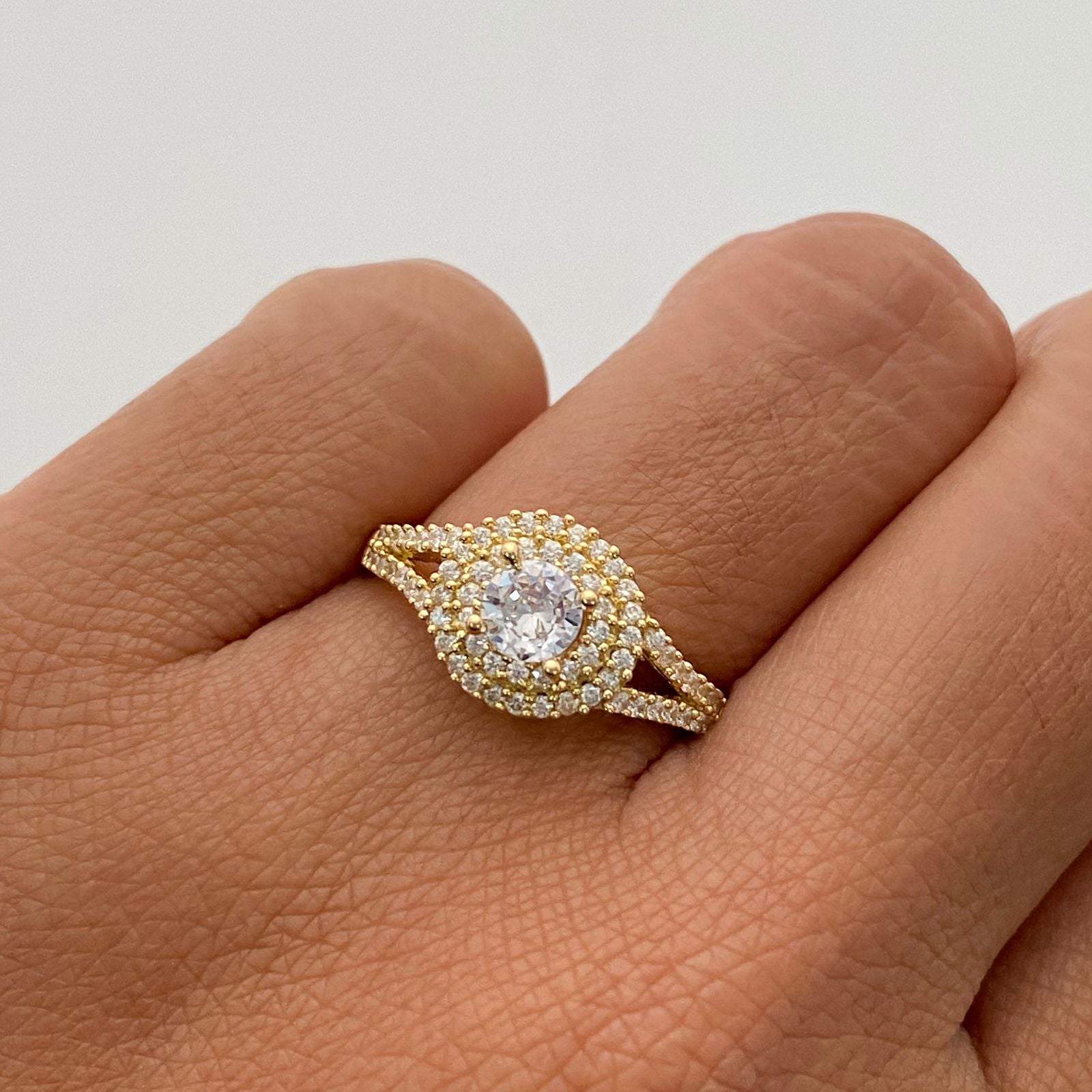 Anillo Lady Dee Oro amarillo 18k / Talla 7 / 3,5 Gr / 1,5 mm