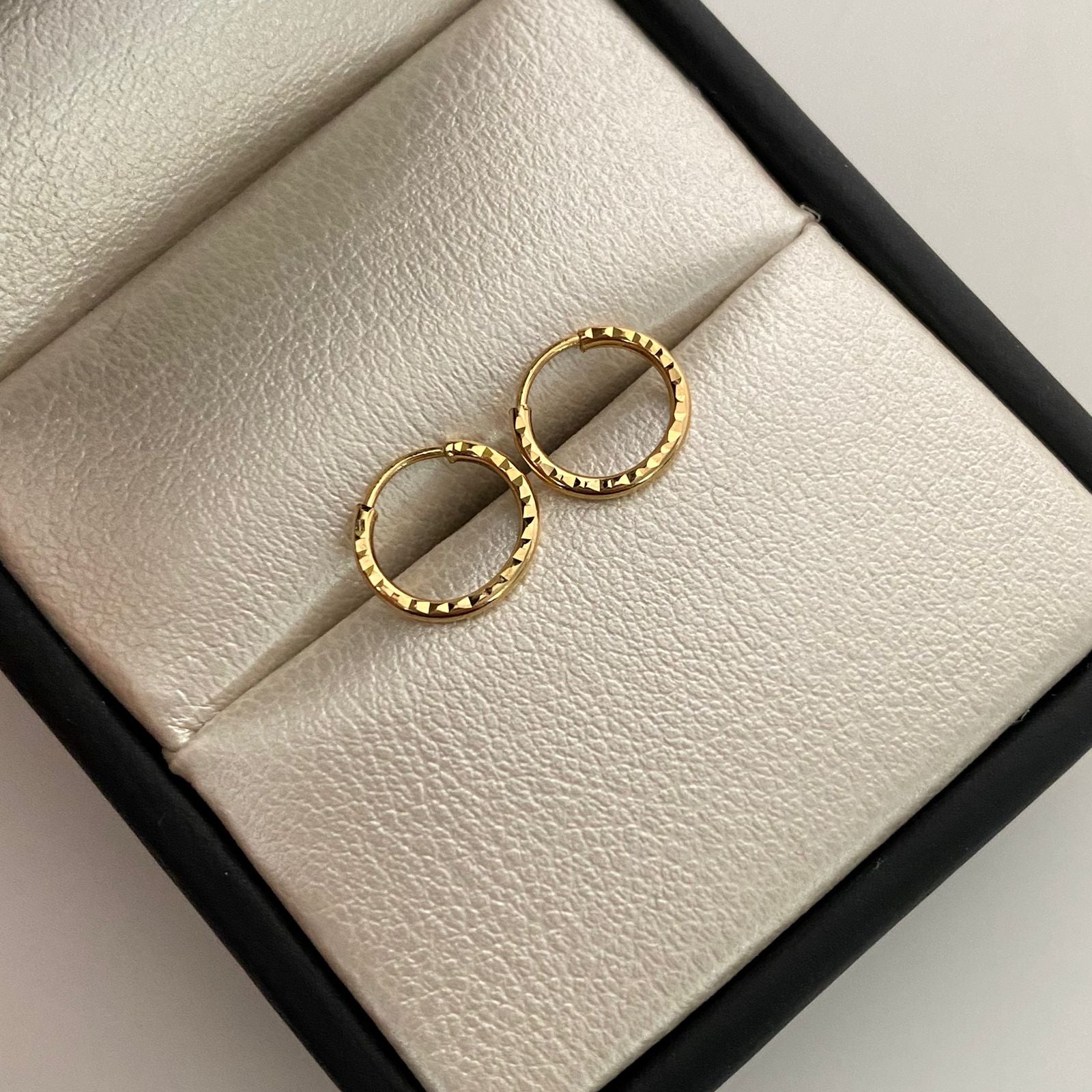 Candonga imperdible mini diamantada Oro amarillo 18k 0,45 Gr / 0,8 Cm