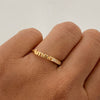Anillo Casting Amor Oro amarillo 18k / Talla 7 3/4 / 1,45 Gr / 1,7 mm