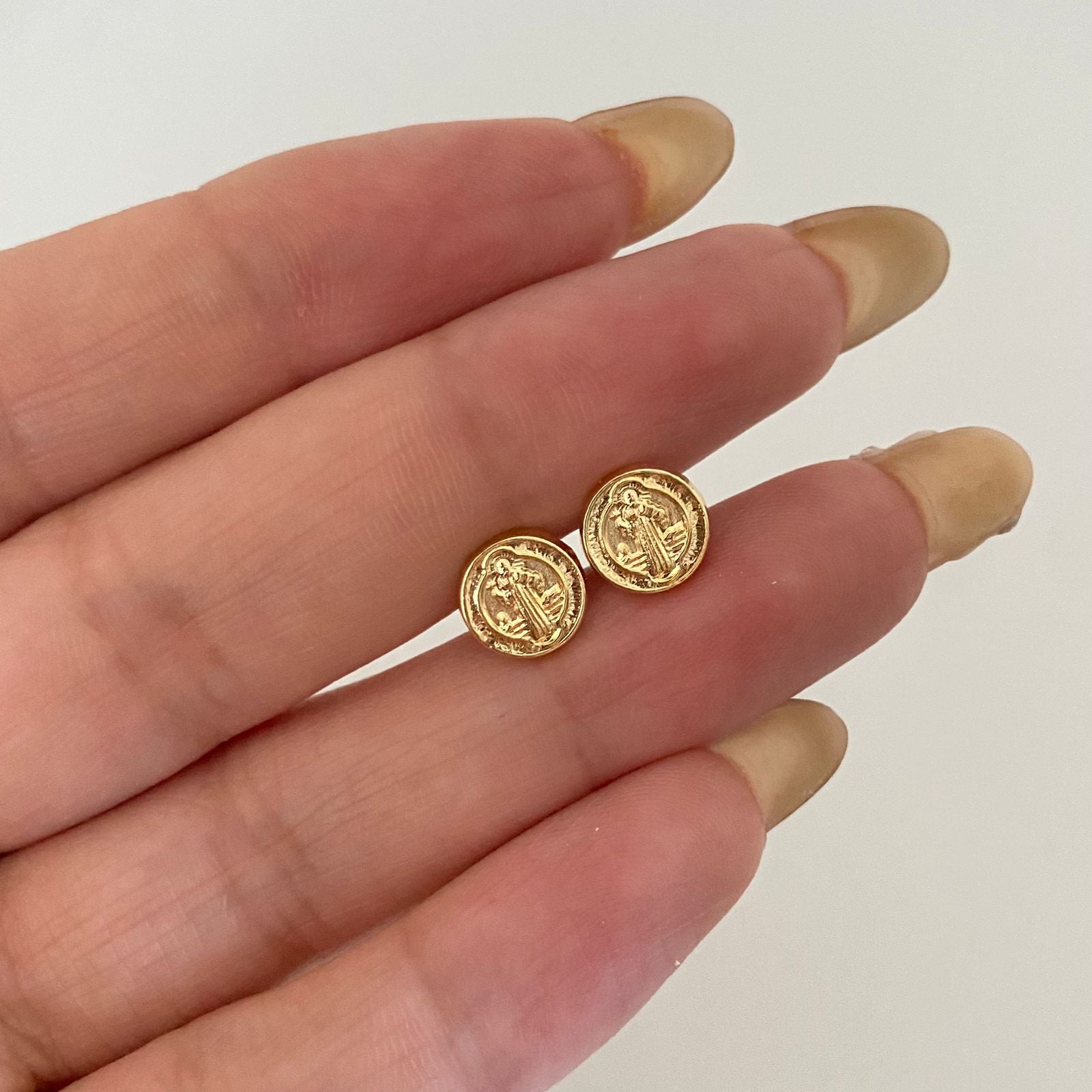 Topos San Benito Oro amarillo 18k 0,9 Gr / 8,2 mm