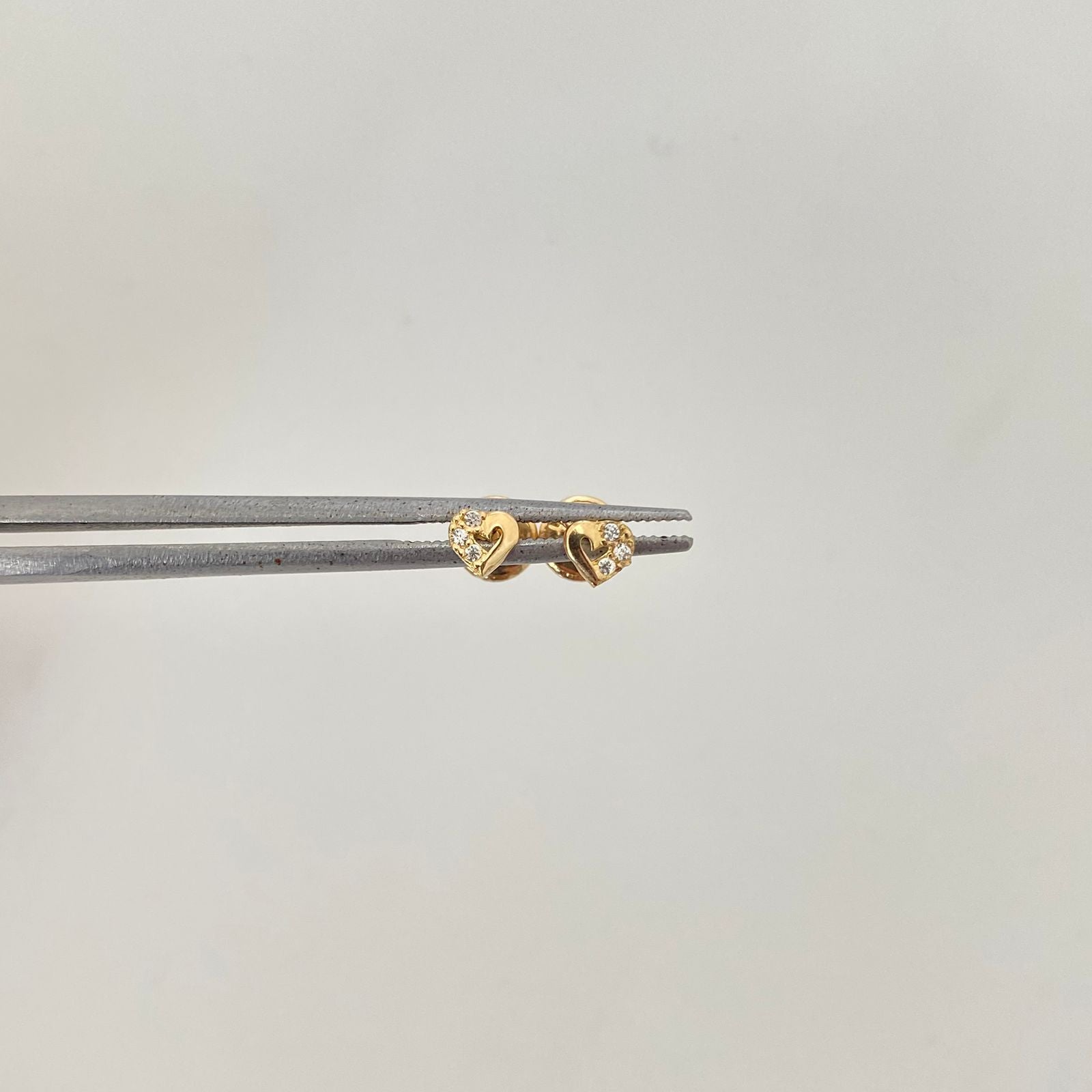 Topos mini corazon liso circones Oro amarillo 18k 0,55 Gr / 4,0 mm