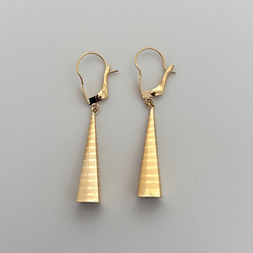 Candonga Piramide Oro amarillo 18k 1,05 Gr / 3,8 Cm