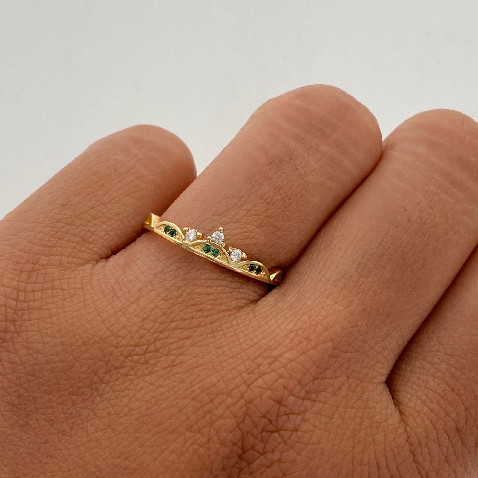 Anillo 15 Corona Casting Oro amarillo 18k / Talla 6 1/2 / 1,8 Gr