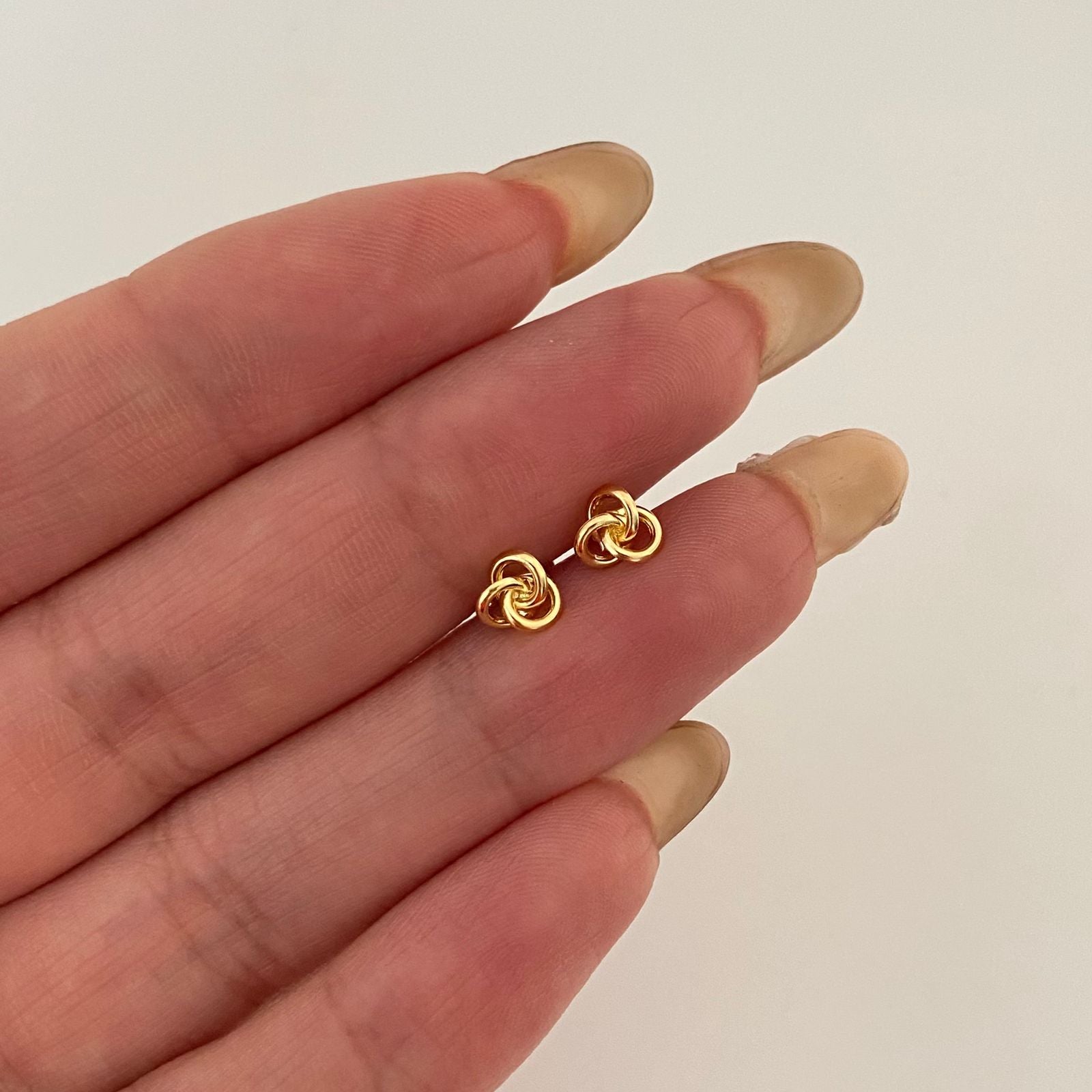 Topos nudo liso Oro amarillo 18k 0,55 Gr / 5,0 mm