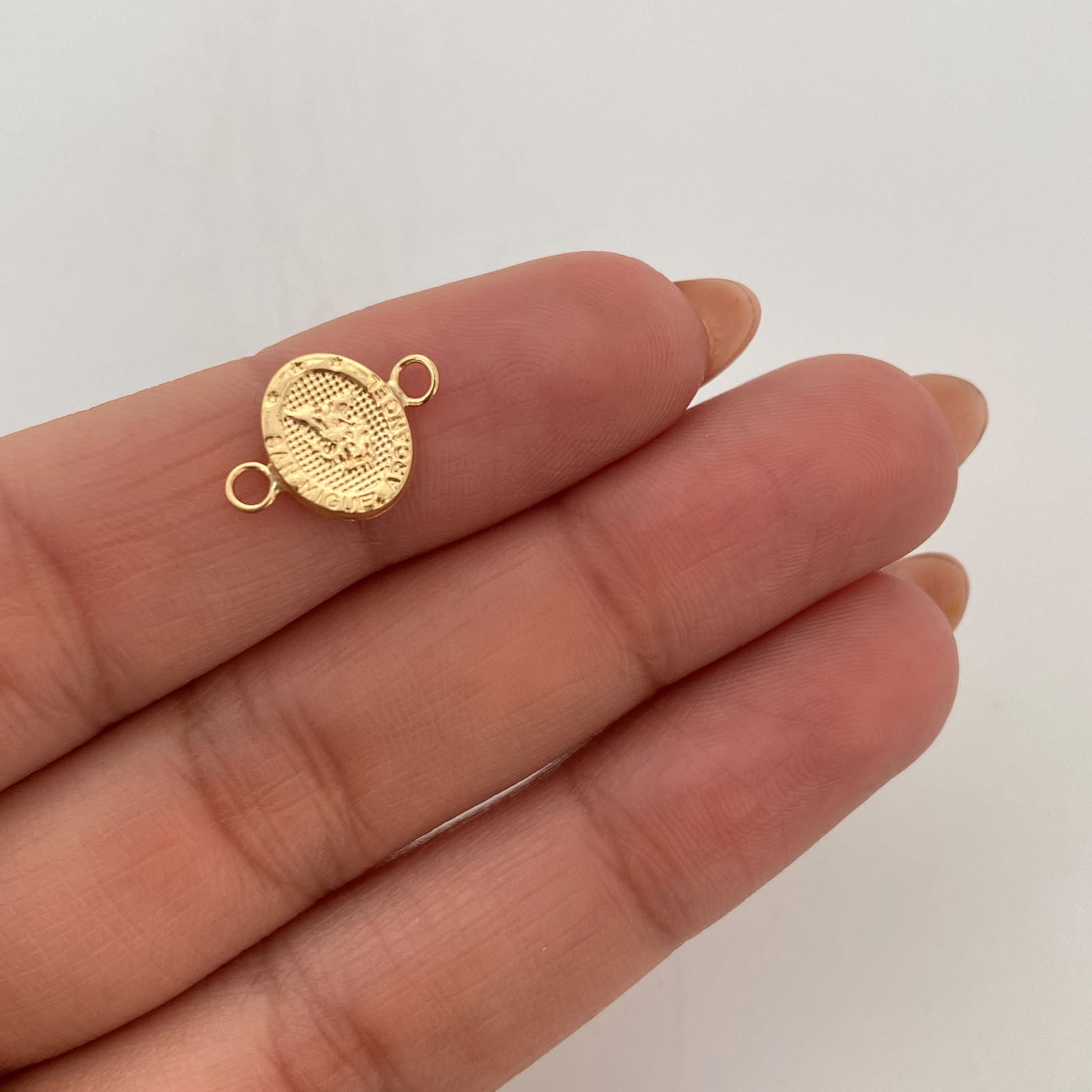 Herraje San Miguel Arcangel Oro amarillo 18k 0,45 Gr / 1,5 Cm
