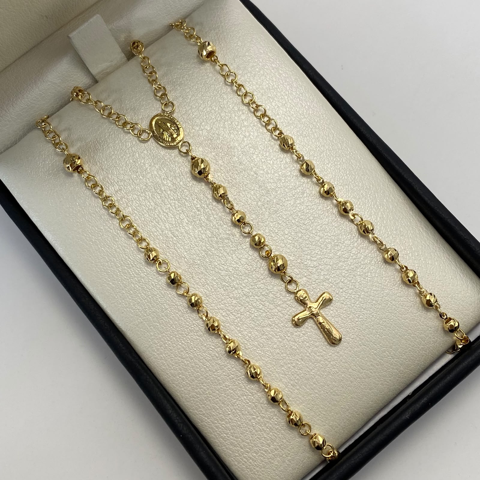 Rosario diamantado aros Oro amarillo 7,80 Gr / 3 mm / 52 Cm Broche 0,40