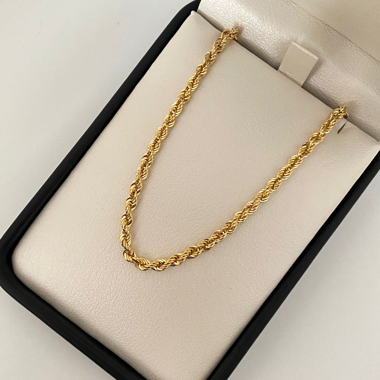 Pulso It lazo Oro amarillo 18k +1 / 2,85 Gr / 3,1 mm / 19 Cm