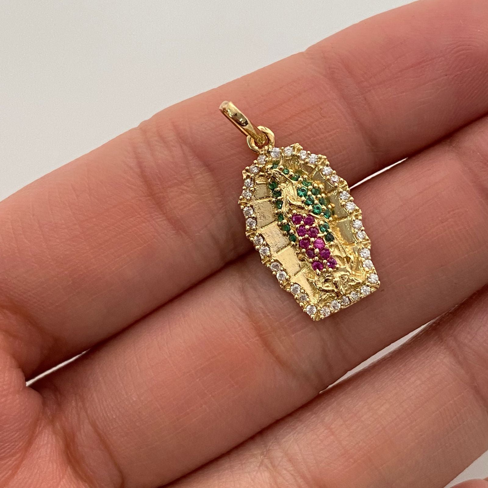 Dije Virgen de Guadalupe Oro amarillo 18k 1,9 Gr / 11,8 mm / 2,5 Cm