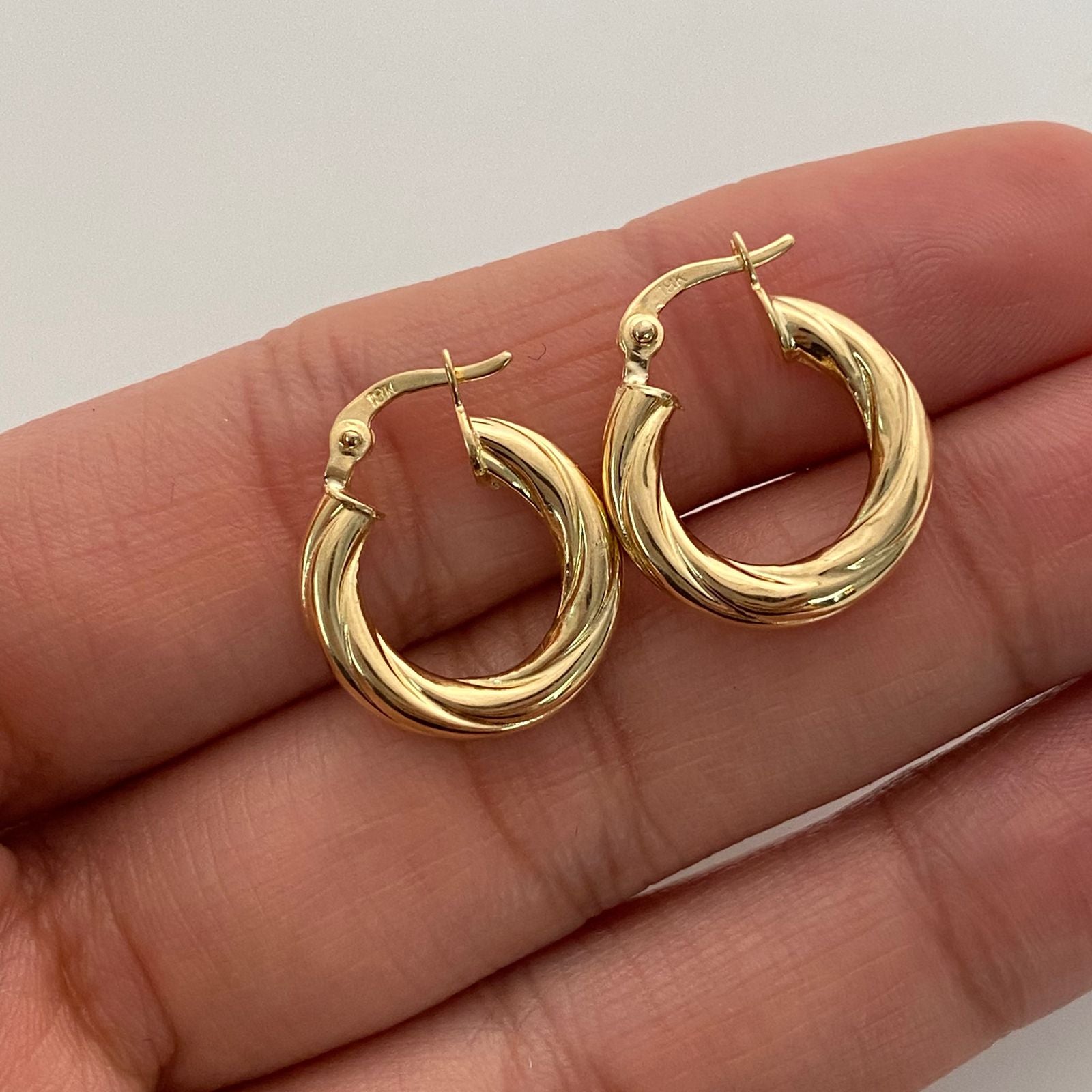 Candonga entorchada inflada Oro amarillo 18k 1,85 Gr / 2 Cm