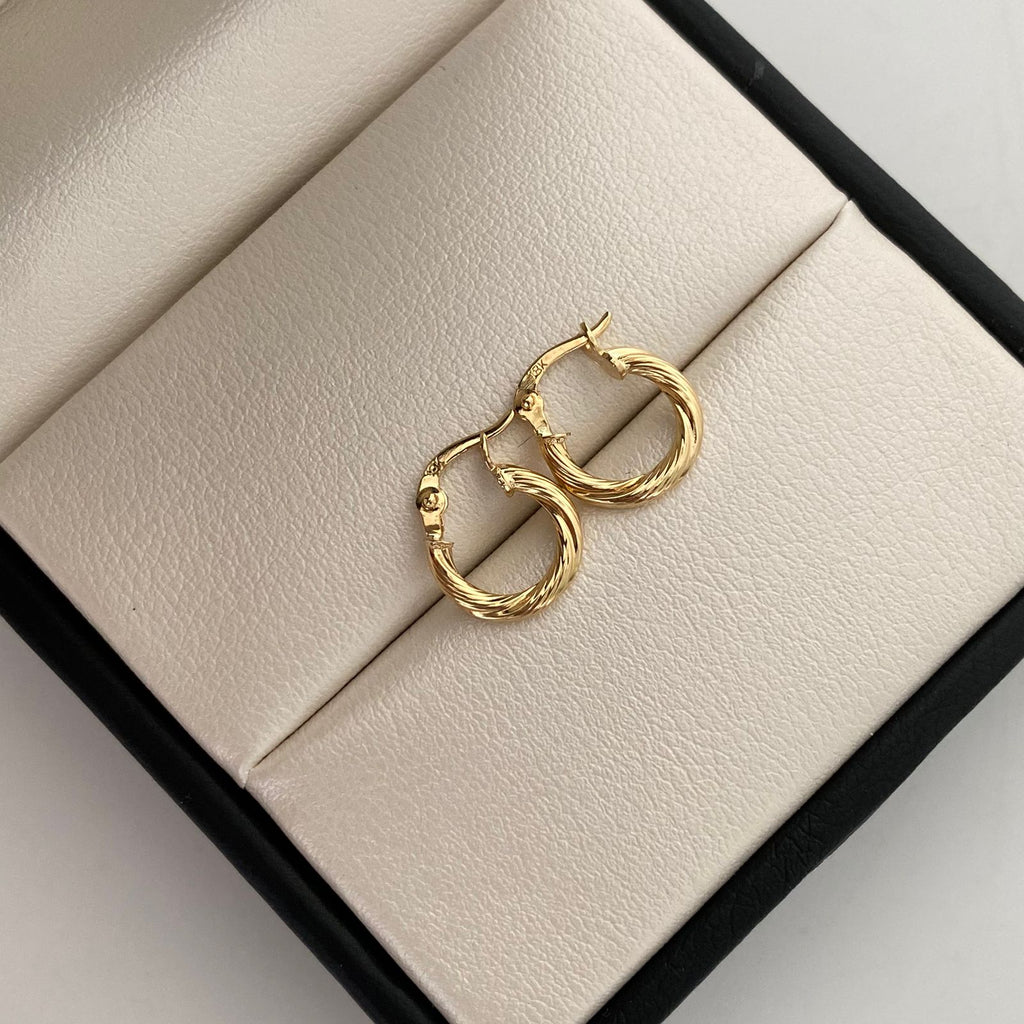 Candonga Entorchada Oro amarillo 18k 0,9 Gr / 1,3 Cm