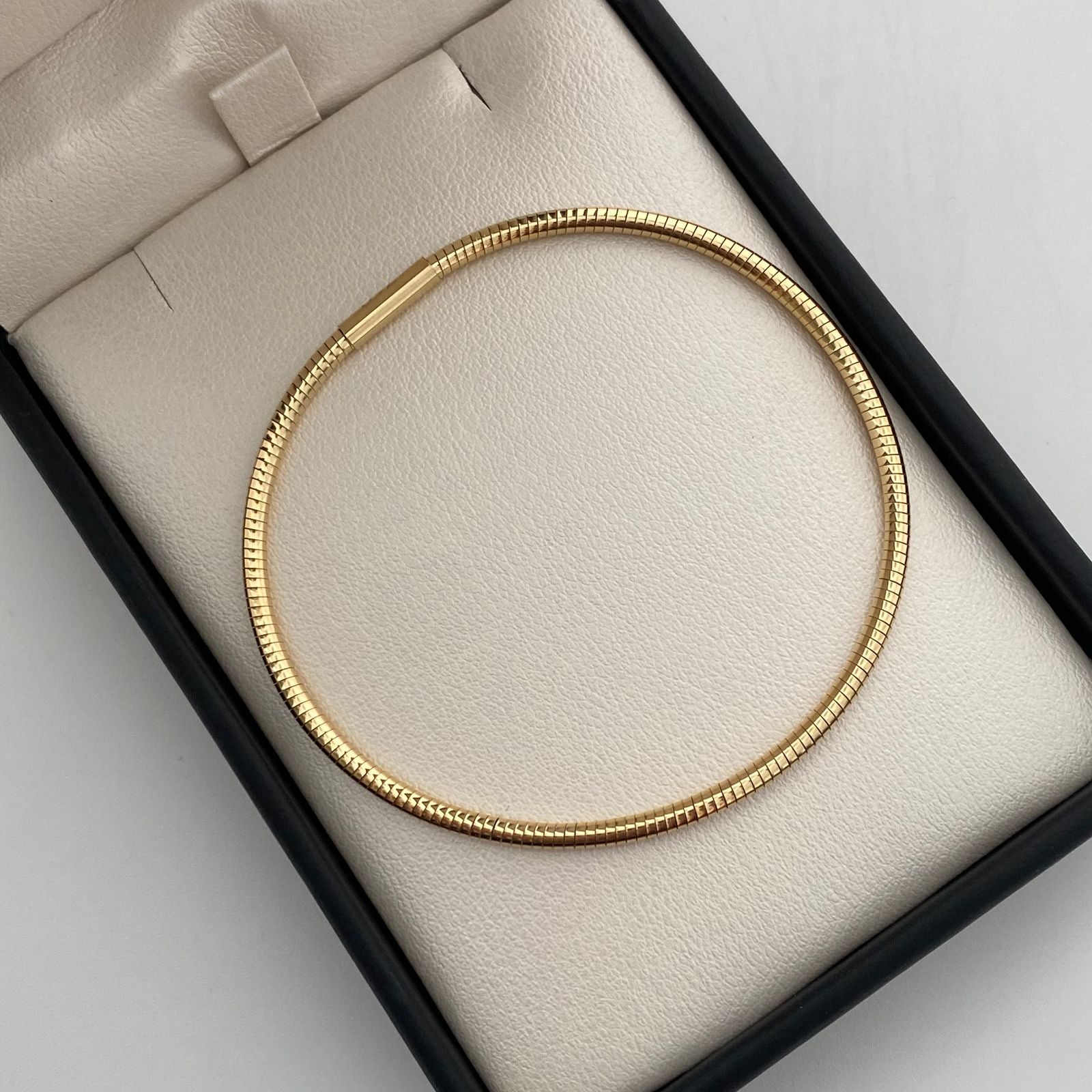 Aro It Enresortado Oro amarillo 18k +4 / 1,95 Gr / 2,3 mm