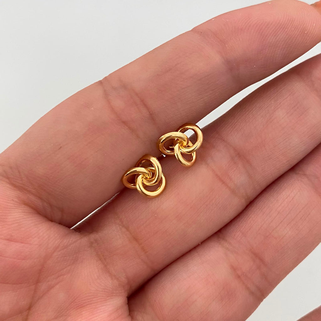 Topos Nudo Oro amarillo 18k 0,65 Gr / 8,3 mm