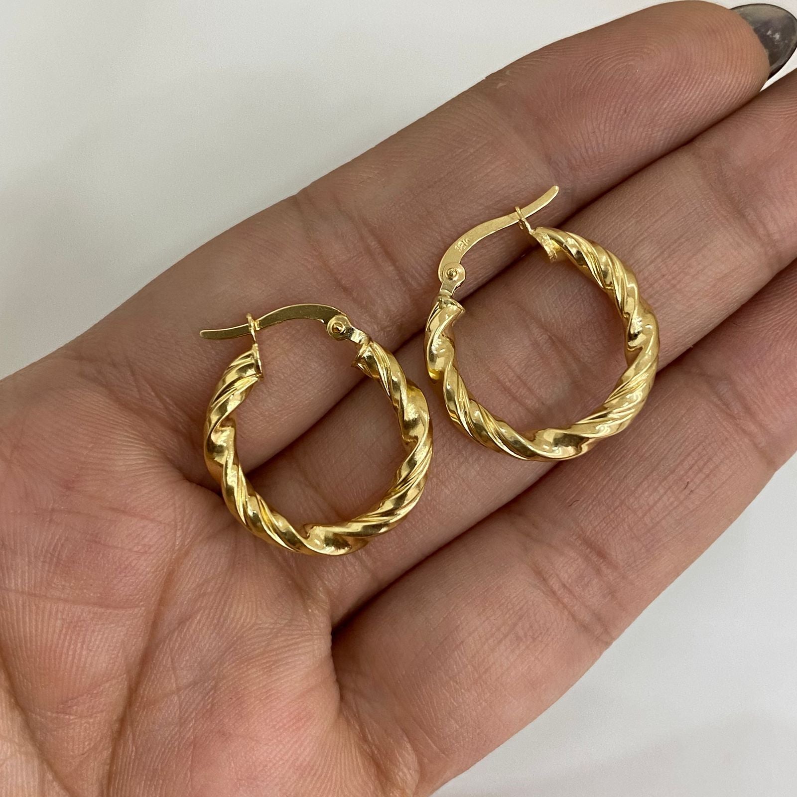 Candonga Entorchada Oro amarillo 18k 1,95 Gr / 2 Cm