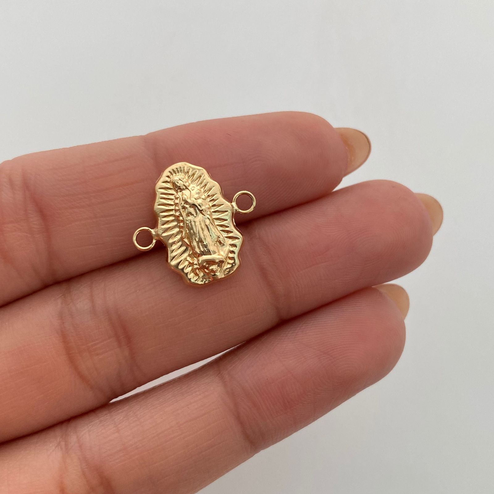 Herraje Guadalupe Silueta Oro amarillo 18k 0,9 Gr / 1,6 Cm