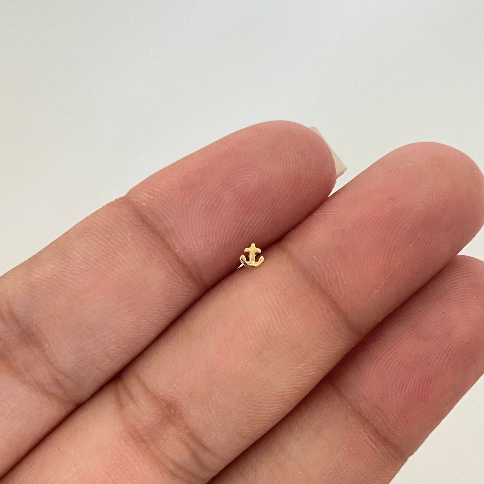 Piercing  ancla lisa ( joya ) Oro amarillo 18k 0,15 Gr