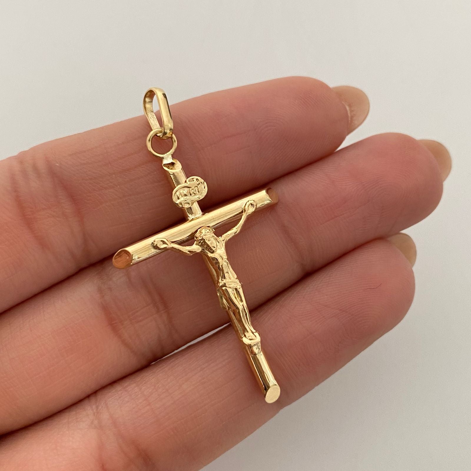 Dije cruz tubular  Oro amarillo 18k 1,4 Gr / 24 mm / 4,3 Cm