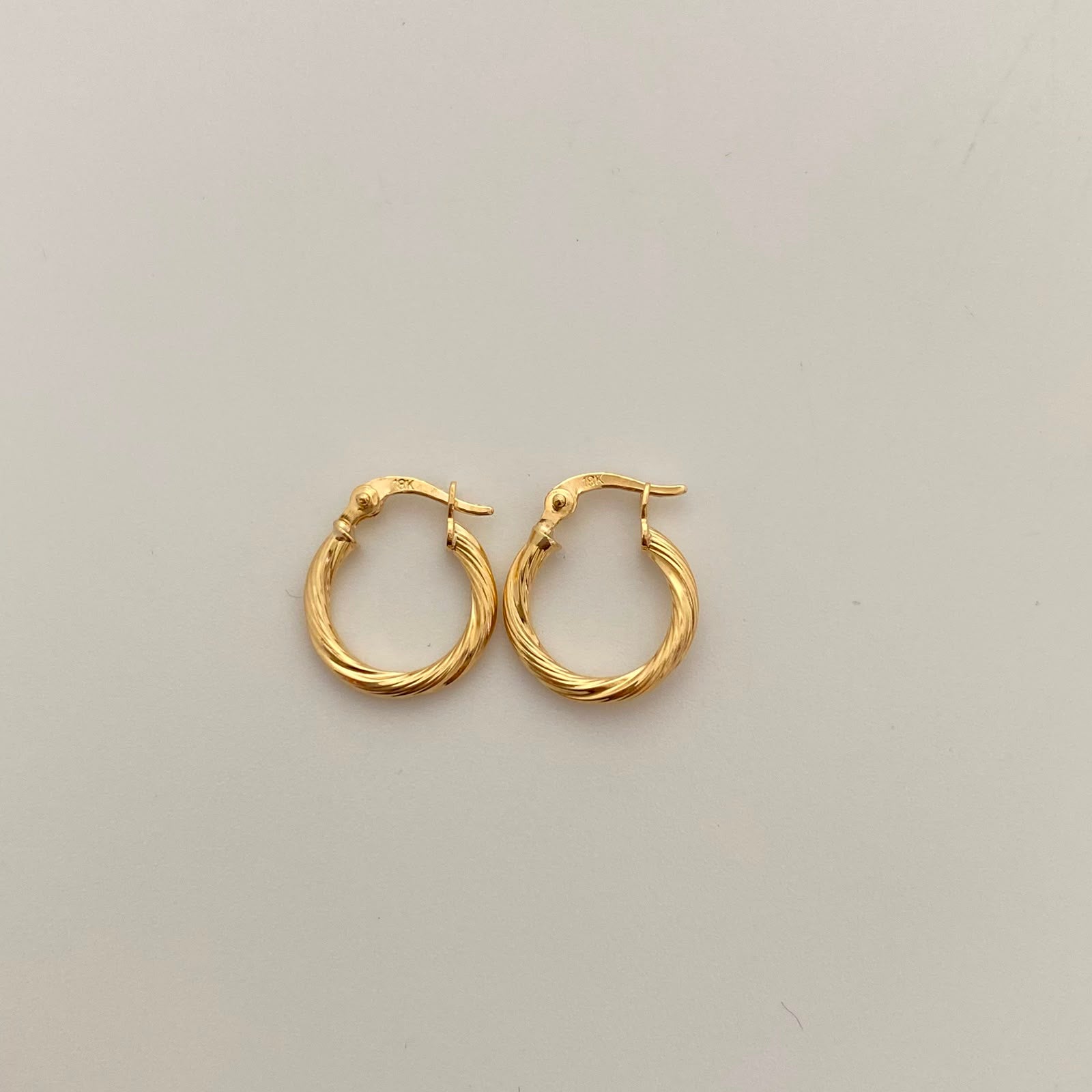 Candonga Entorchada Oro amarillo 18k 1 Gr / 1,6 Cm