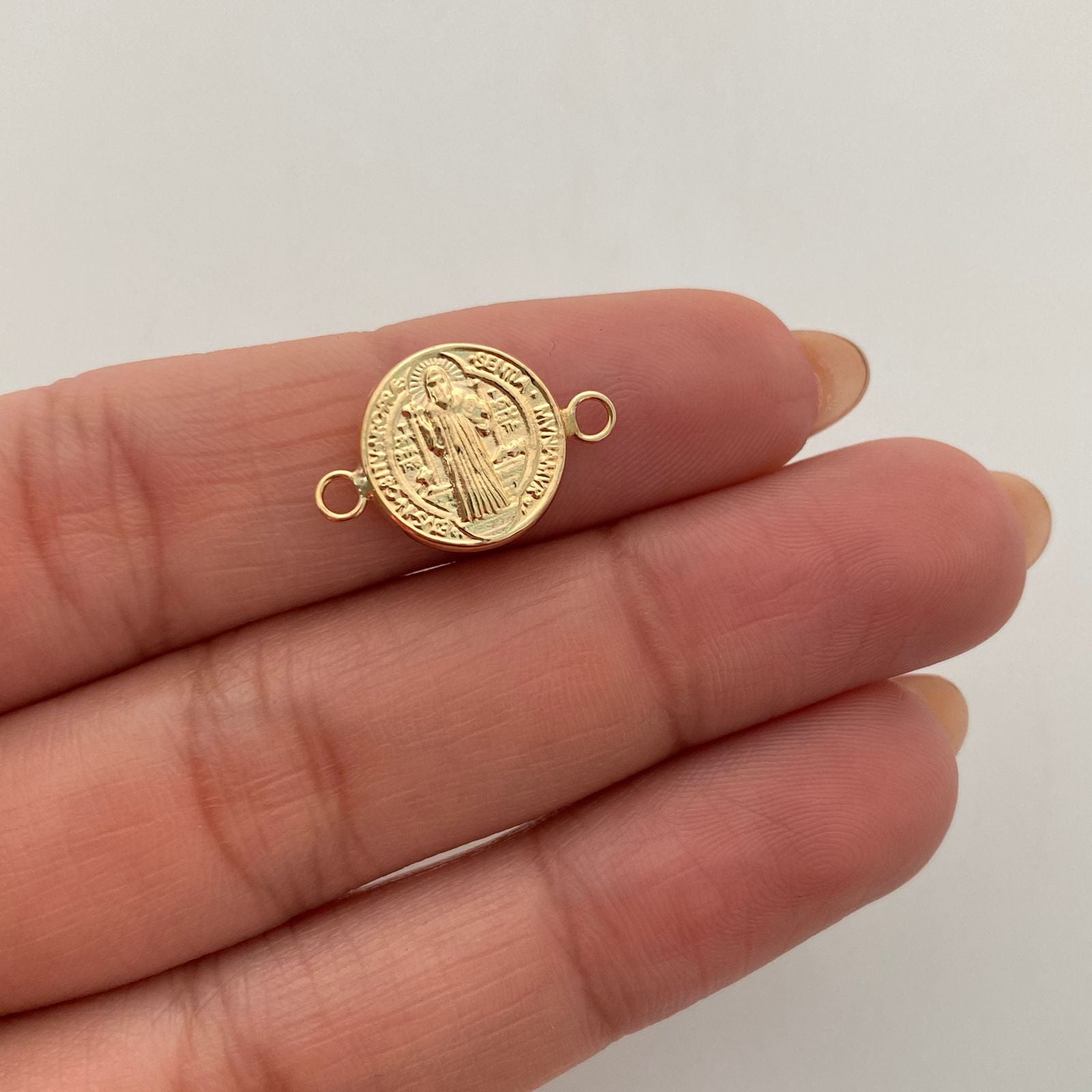 Herraje San Benito Oro amarillo 18k 0,45 Gr / 1,1 Cm