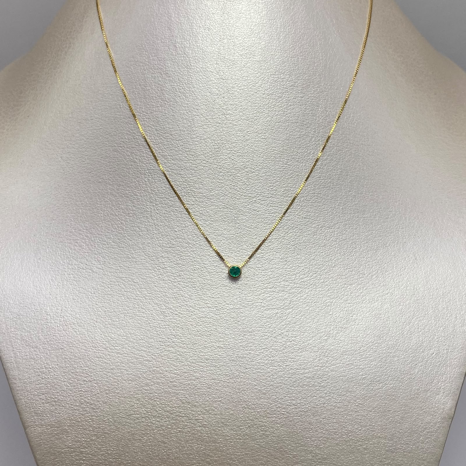 Cadena It Veneciana + dije pasante de esmeralda Oro amarillo 18k +1 / 1,16 Gr / 0,6 mm / 40 Cm
