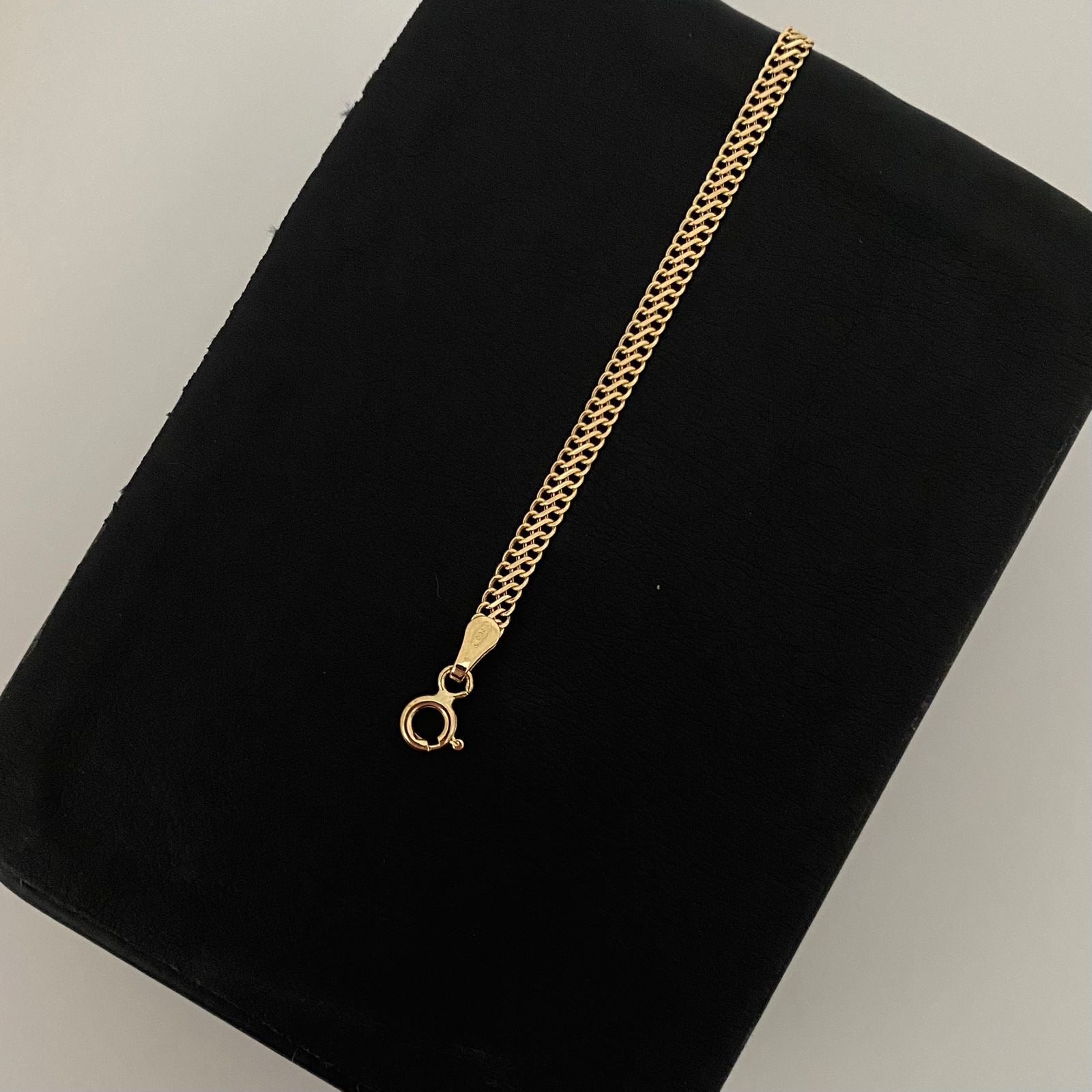 Pulso It sedusa Oro amarillo 18k +1 / 1,50 Gr / 3,0 mm / 19 Cm