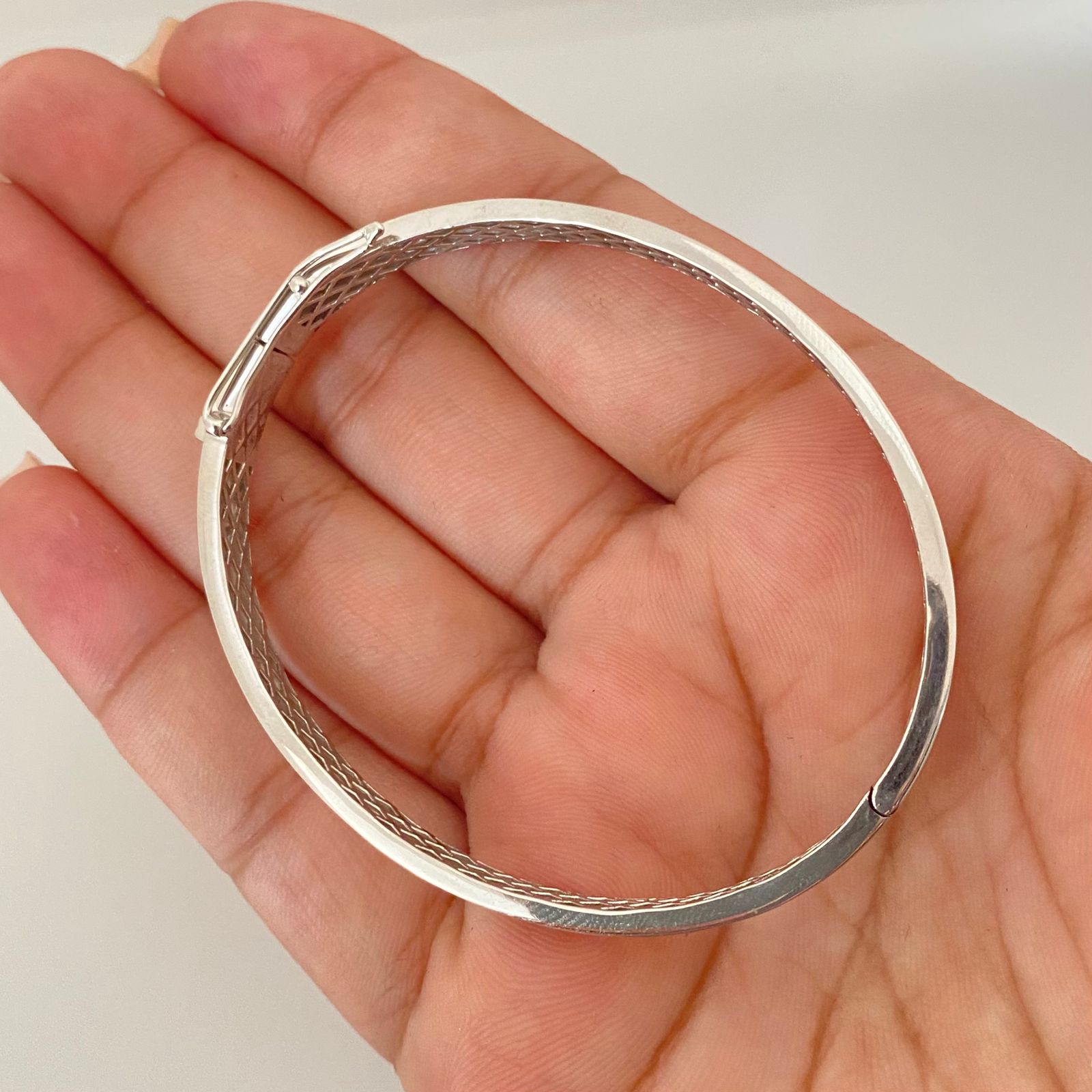 Aro sello Oro blanco 18k 13,35 Gr / 6,0 mm / 19 Cm