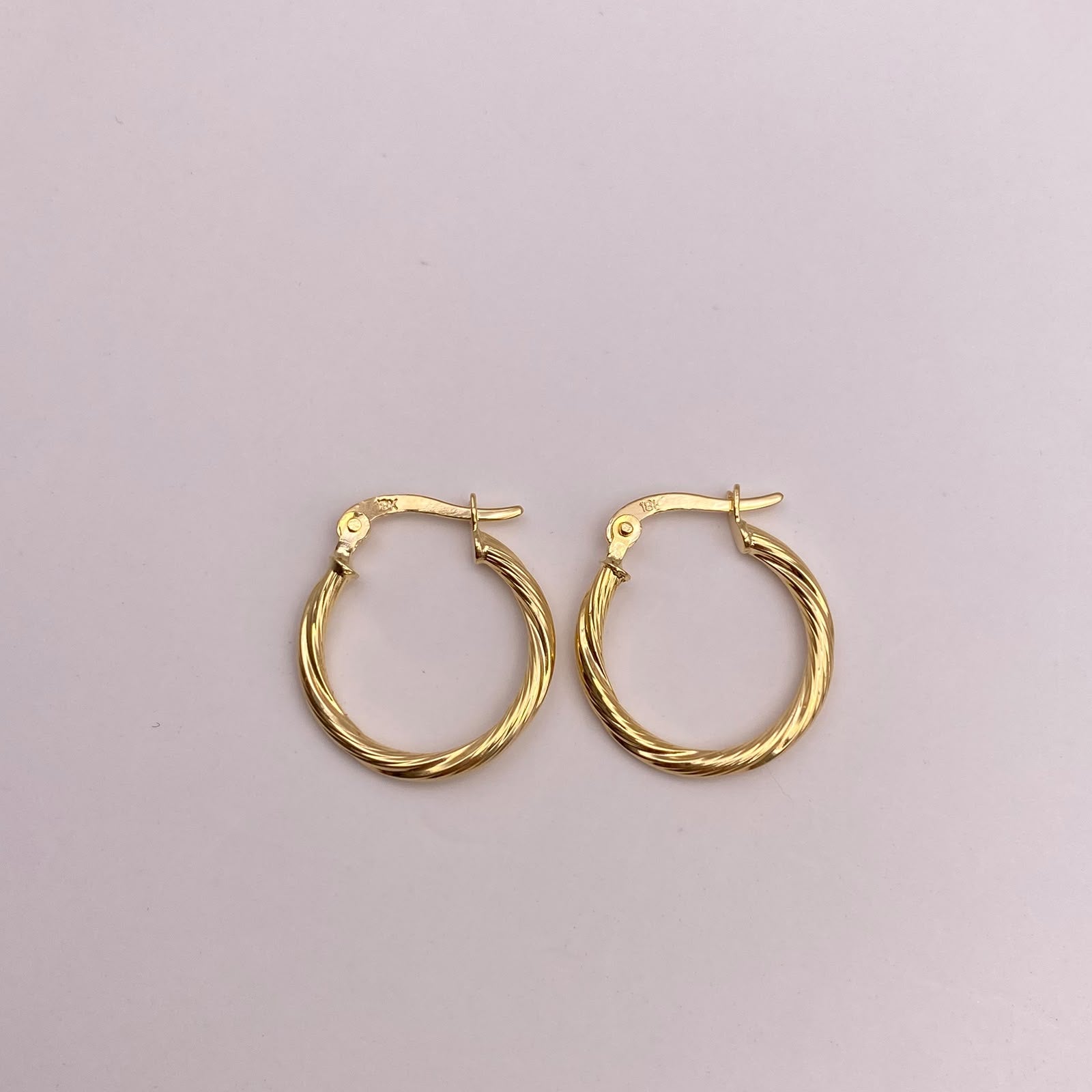 Candonga entorchada diamantada Oro amarillo 18k 1,24 Gr / 2 Cm