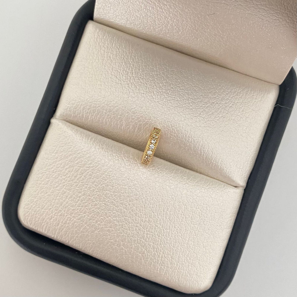 Herraje pasador delgado casting blanco Oro amarillo 18k 0,45 Gr / 0,6 Cm
