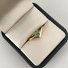 Anillo solitario con esmeralda  Oro amarillo 18k / Talla 7 / 2,7 Gr