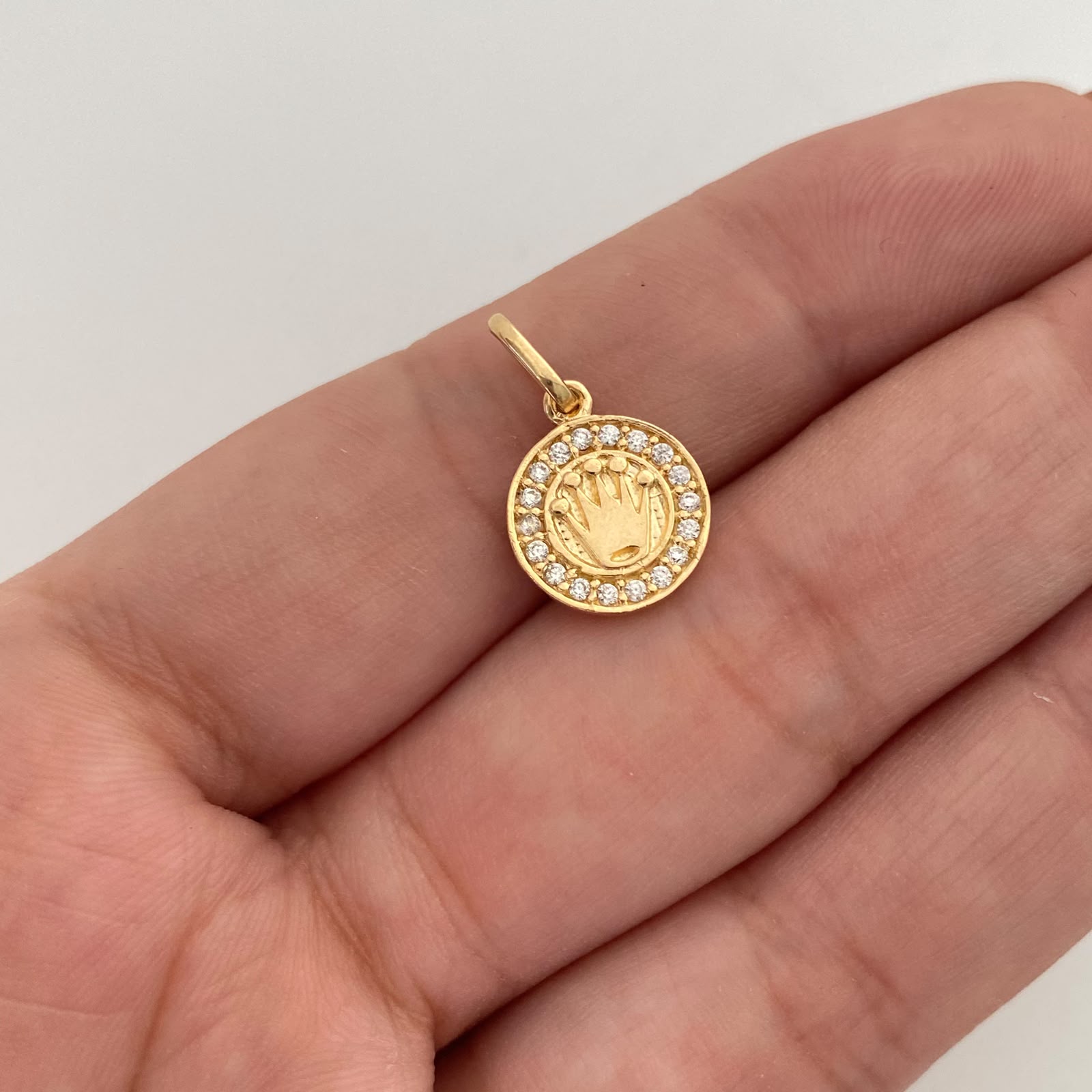Dije Corona Rx Casting Oro amarillo 18k 1,5 Gr / 11,1 mm / 1,7 Cm