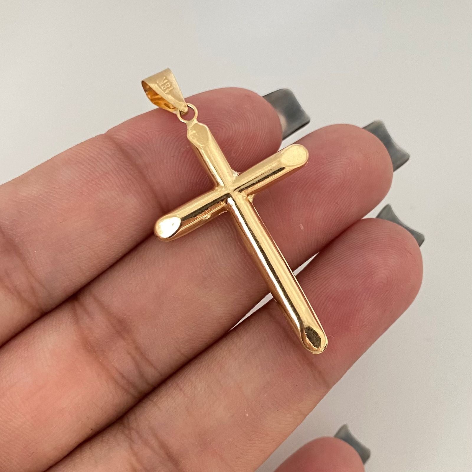 Dije cruz puntas biseladas Oro amarillo 18k 1,7 Gr / 4,5 Cm
