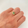 Anillo solitario con esmeralda  Oro amarillo 18k / Talla 7 / 2,7 Gr