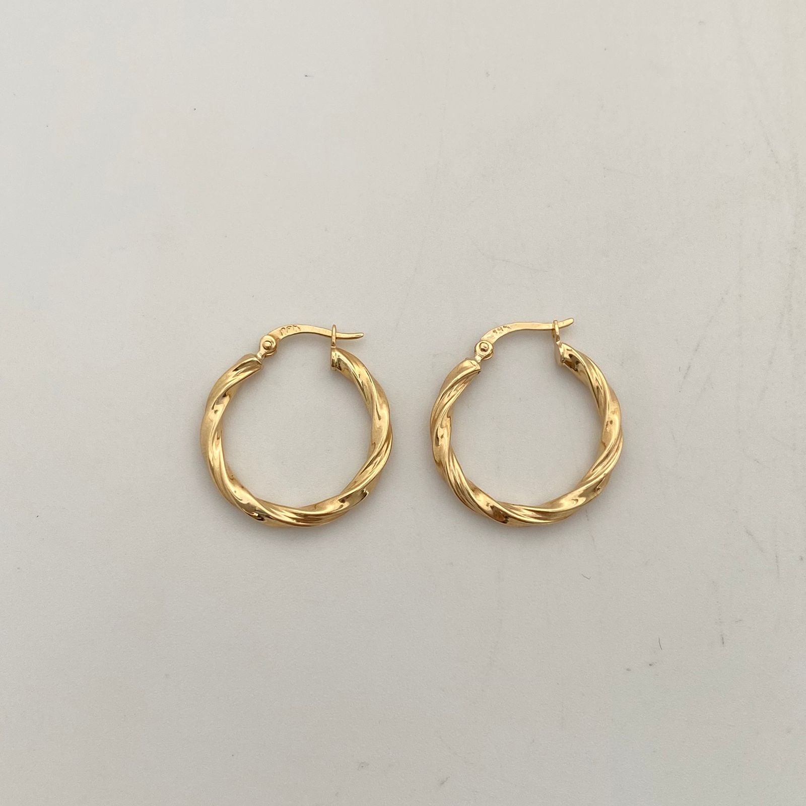 Candonga Entorchadas Oro amarillo 18k 1,7 Gr / 2 Cm
