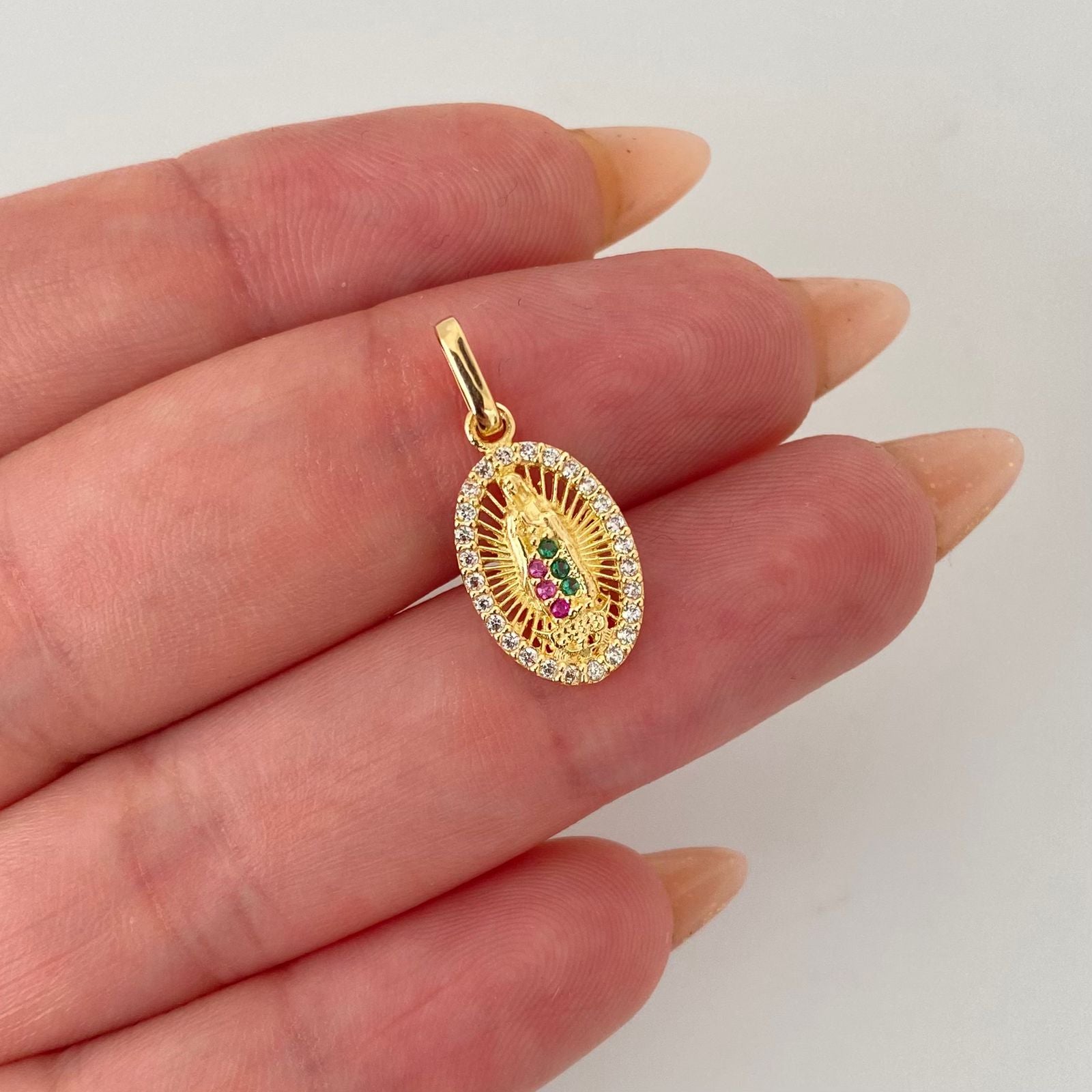 Dije virgen de guadalupe con circones multicolor  Oro amarillo 18k 1,9 Gr / 2,6 Cm