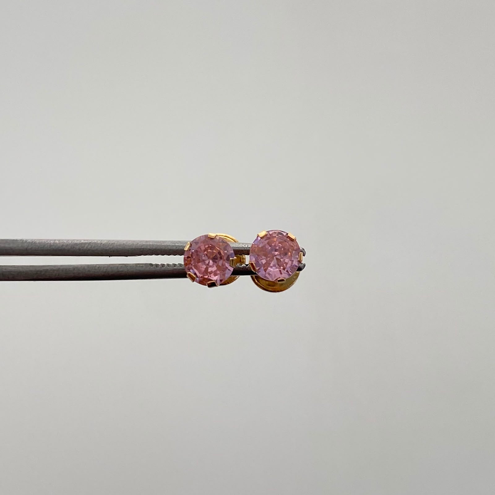 Topos Circon Rosado Oro amarillo 18k 0,8 Gr / 5,2 mm